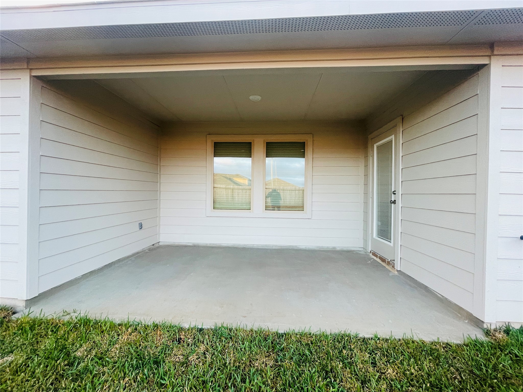 5146 Bay Meadows Lane Lane Property Photo 6