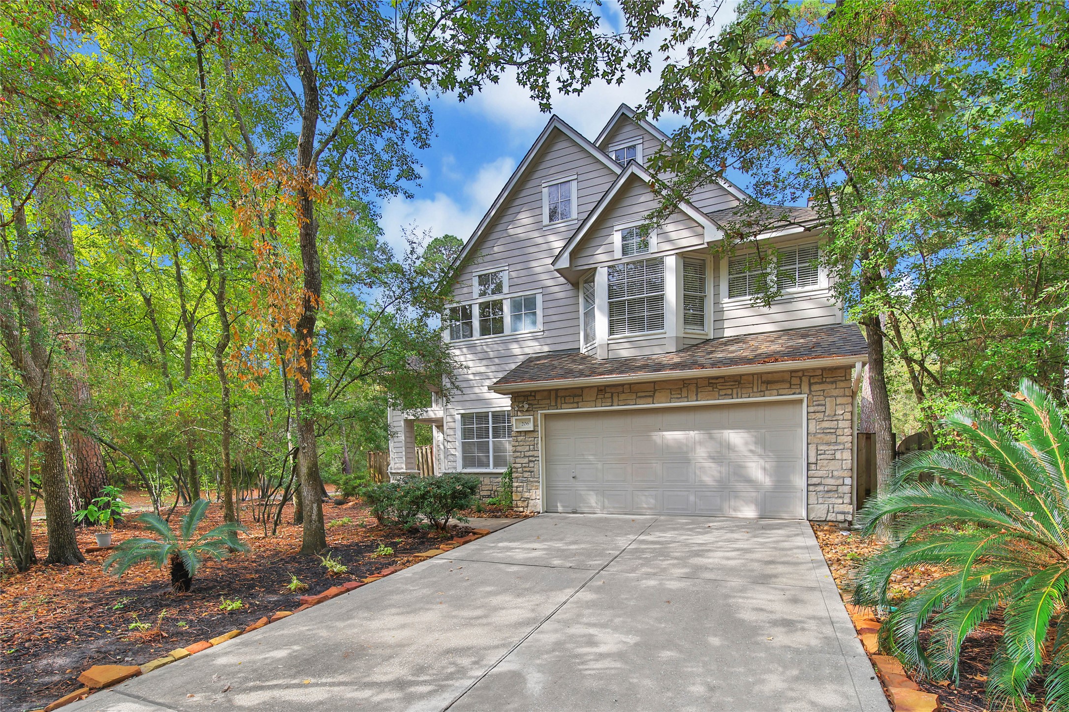 206 W Greywing Circle Property Photo 1