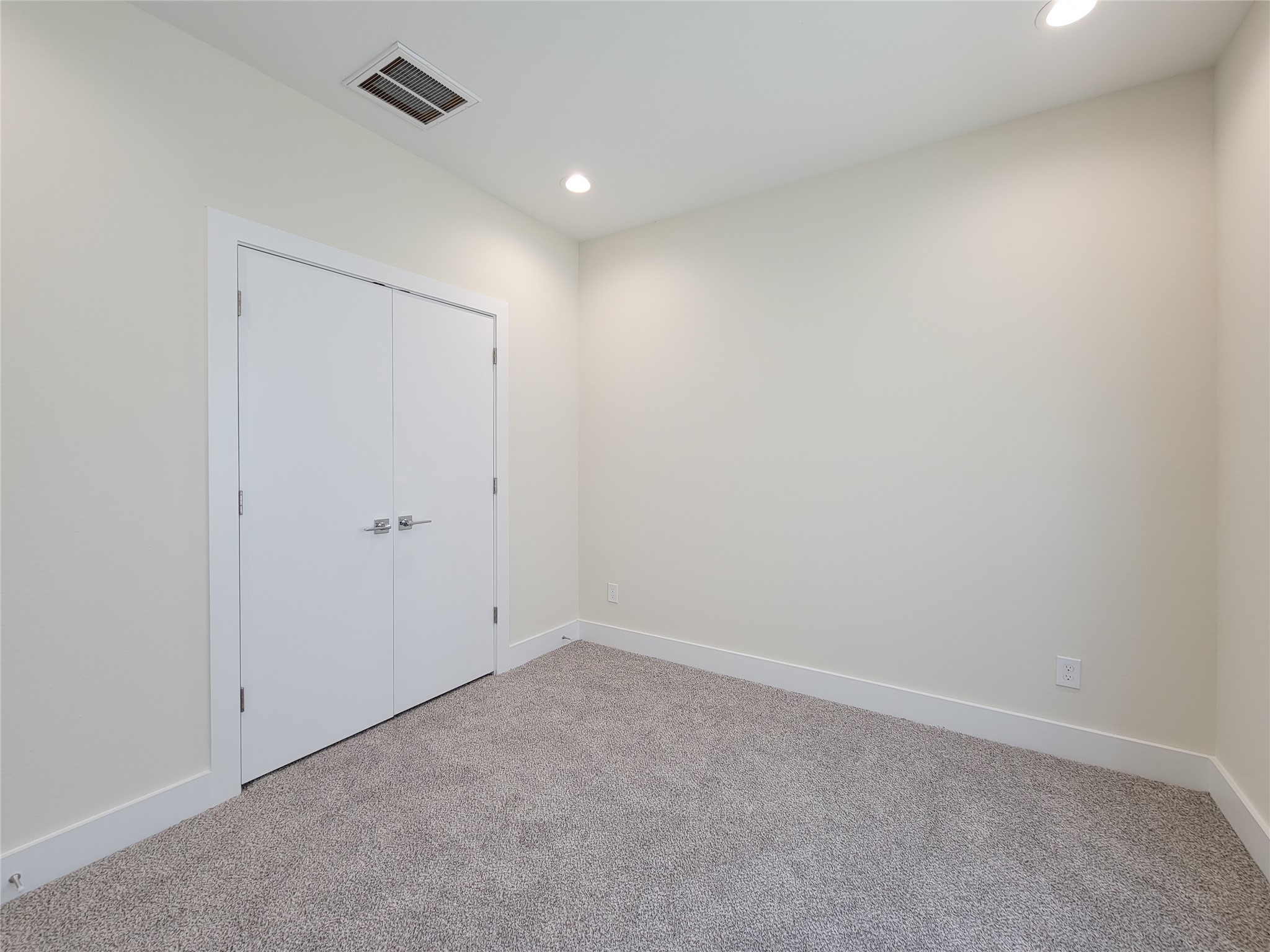 5931 Beall Street B Property Photo 28