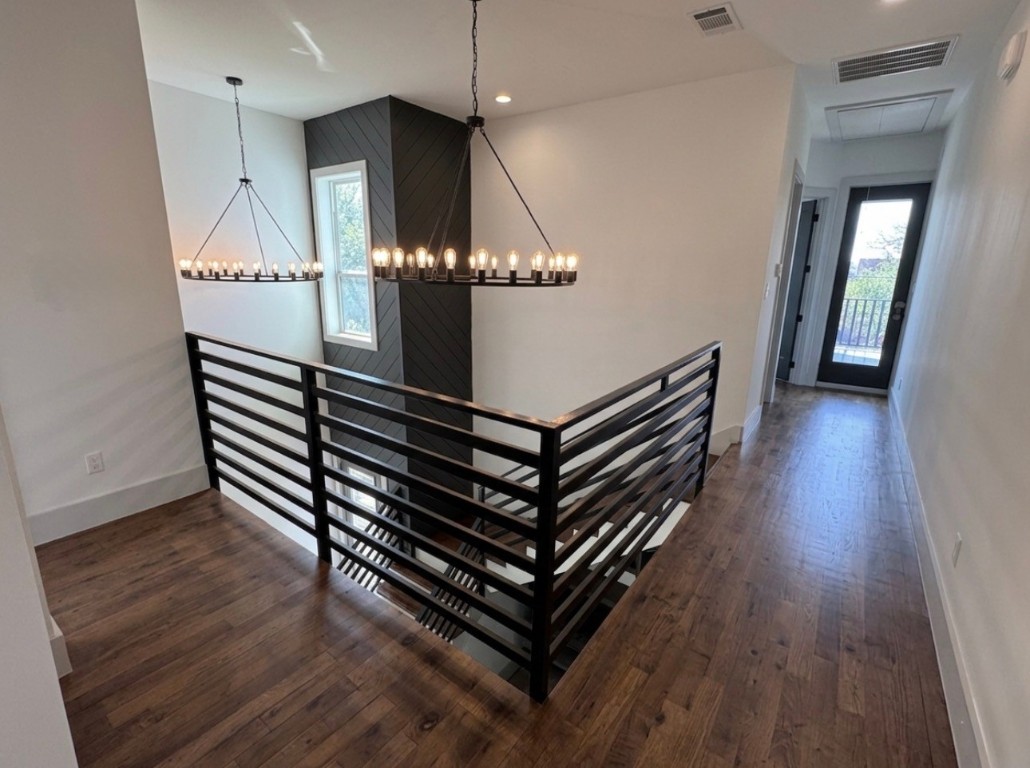 505 E 40th Street Property Photo 7