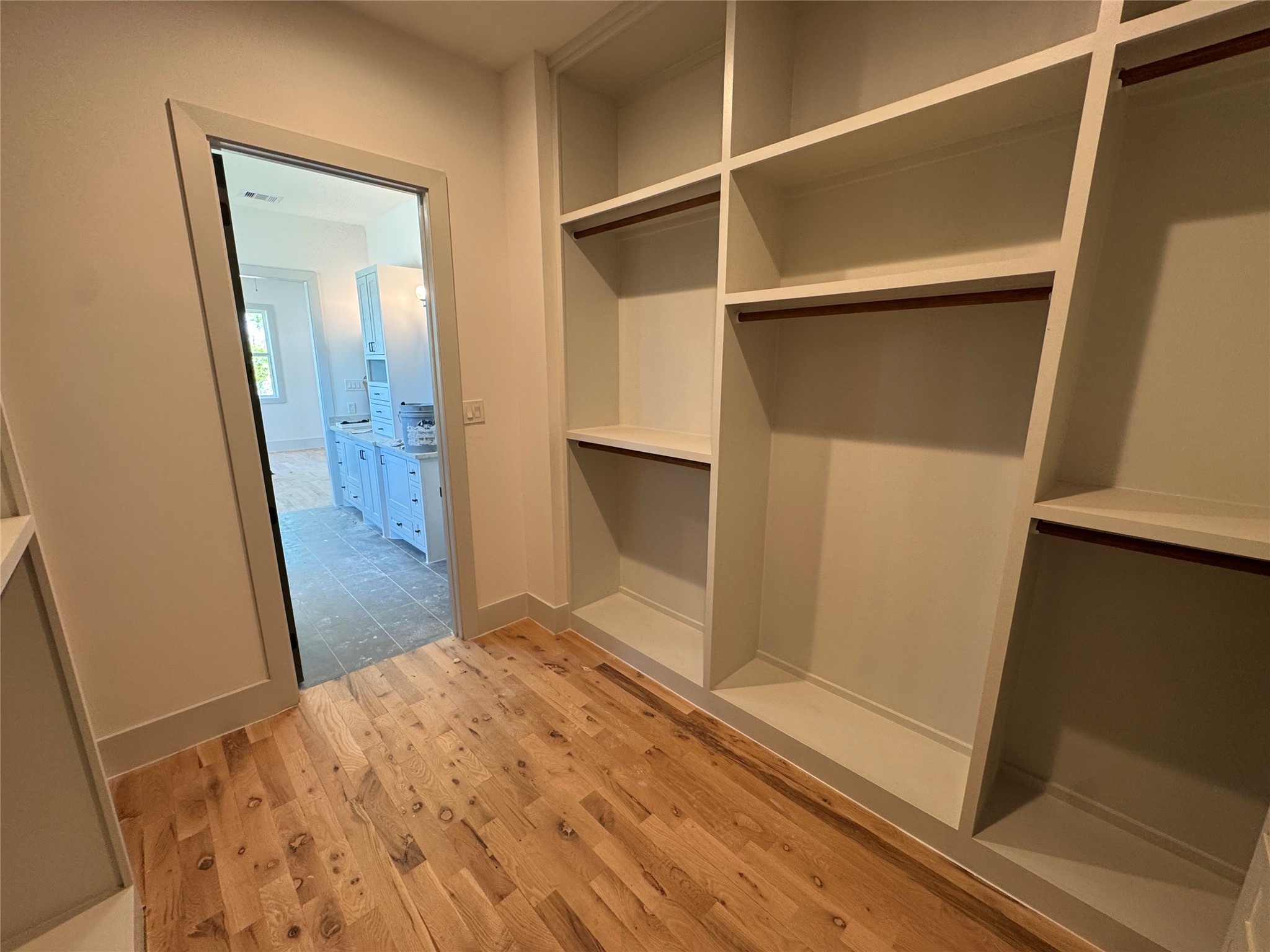 505 E 40th Street Property Photo 13