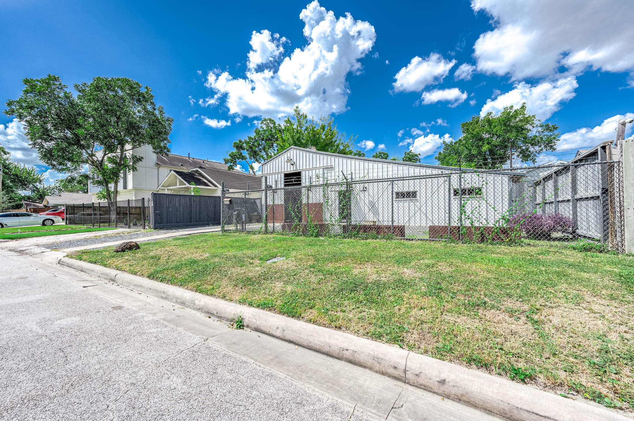 3901 Billingsley Street 1 Property Photo 2
