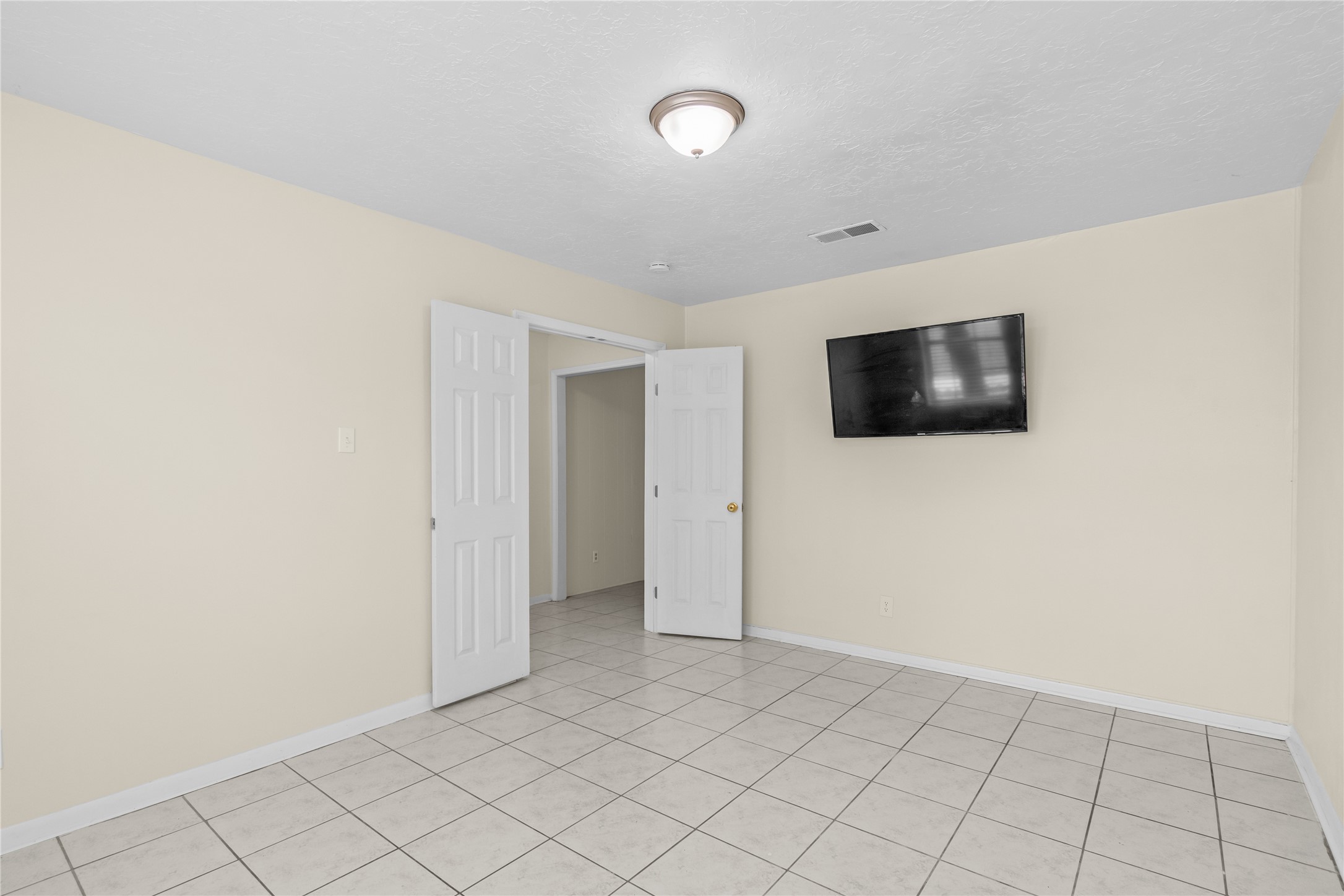 10606 Beckfield Drive Property Photo 8