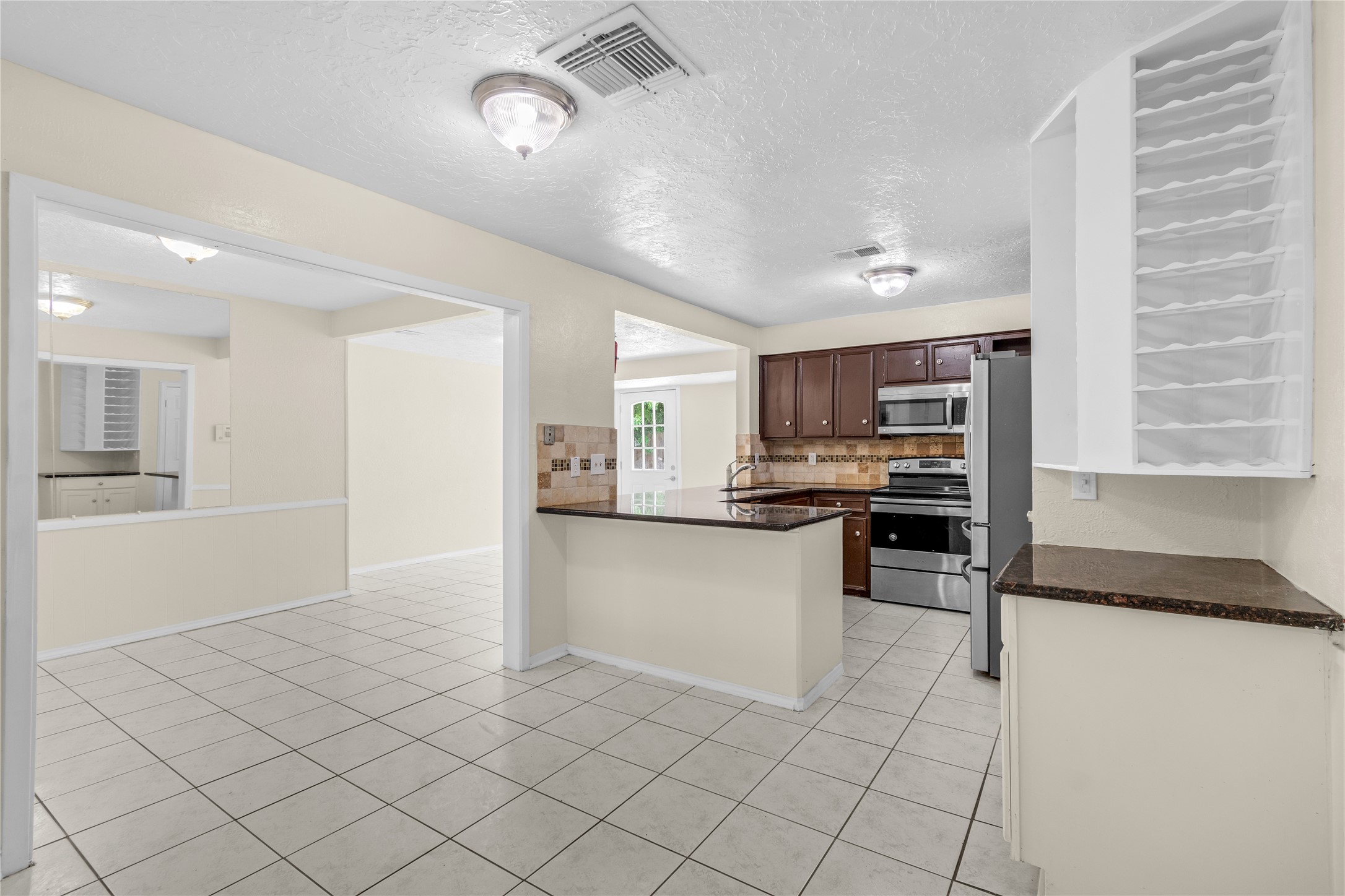 10606 Beckfield Drive Property Photo 18