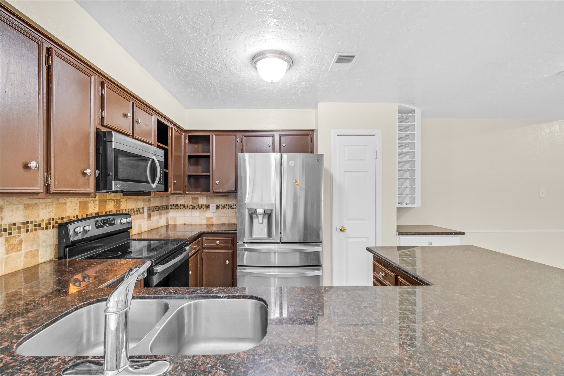 10606 Beckfield Drive Property Photo 24