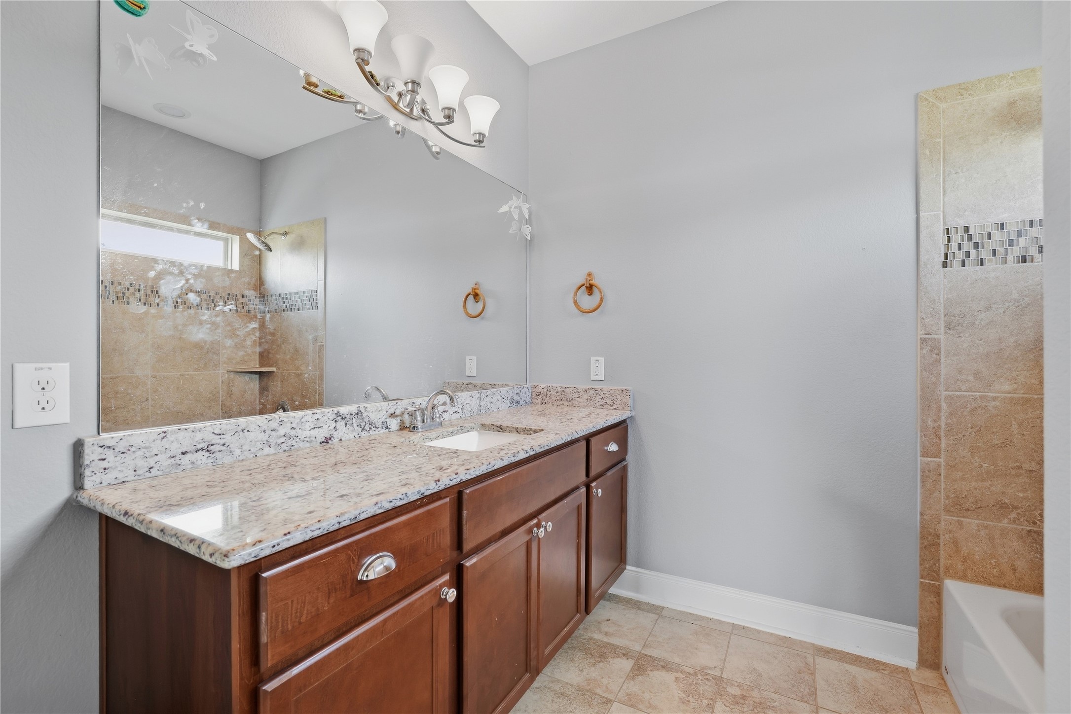 3201 Hillsdale Street Property Photo 10