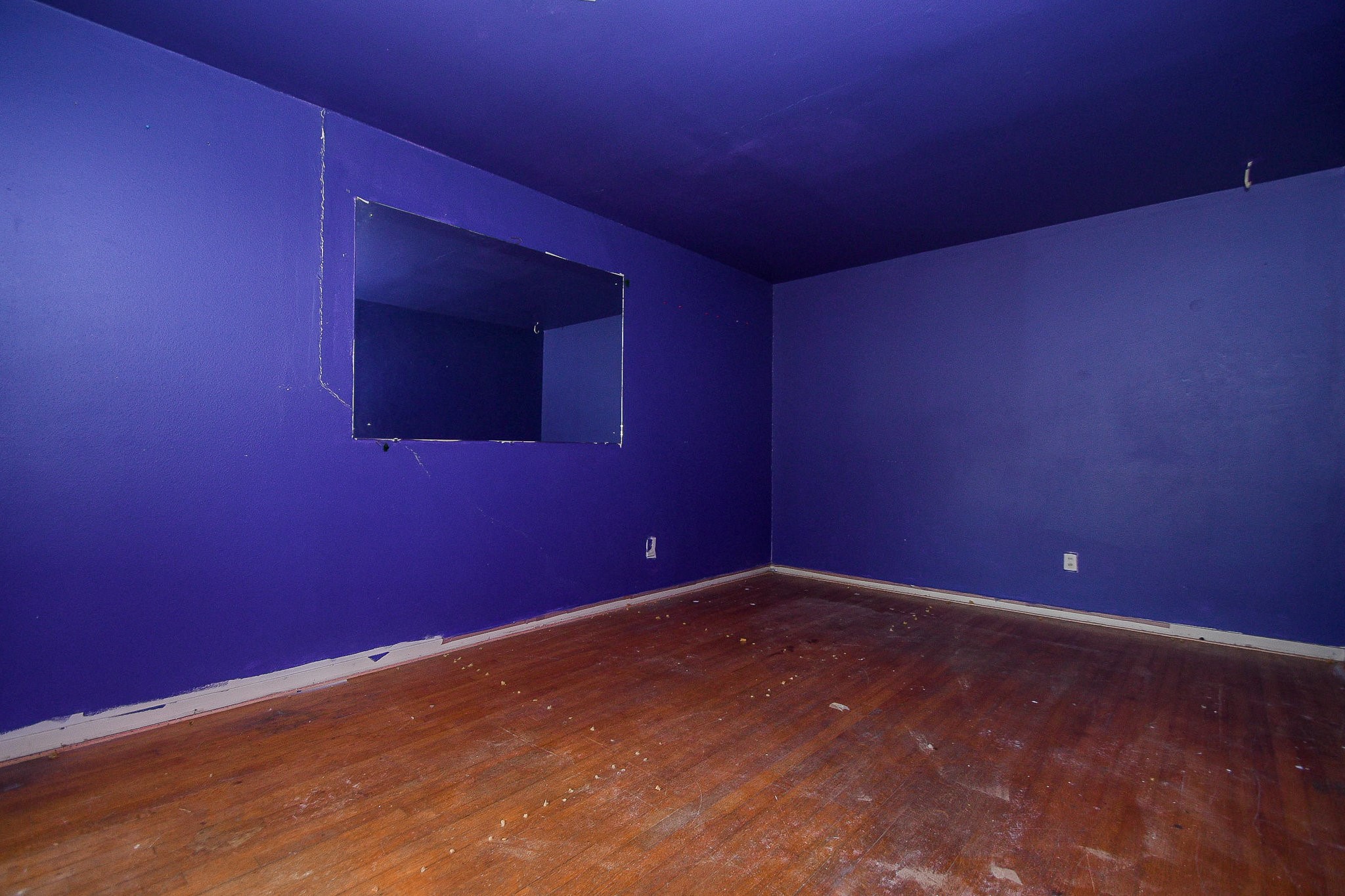 4231 S Acres Drive Property Photo 5