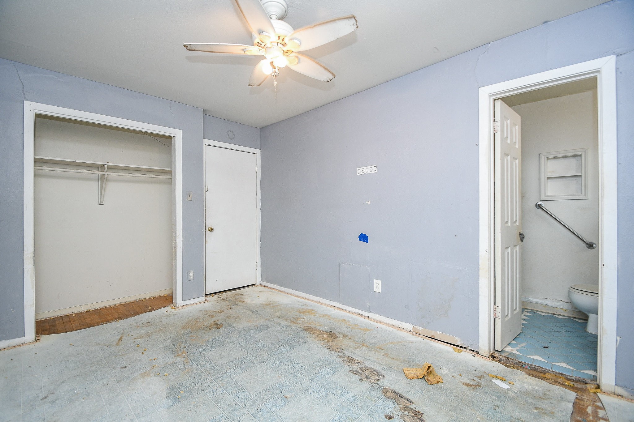 4231 S Acres Drive Property Photo 22