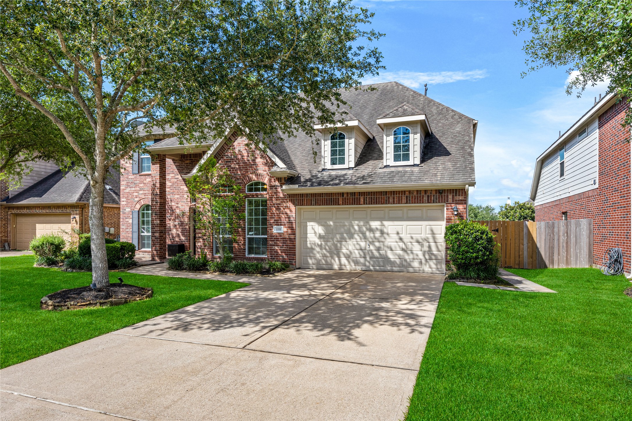 1111 Haye Road Property Photo