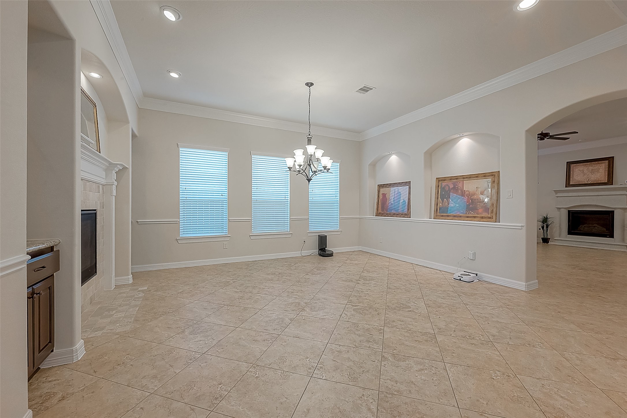 7915 Sleepy Rose Court Property Photo 11