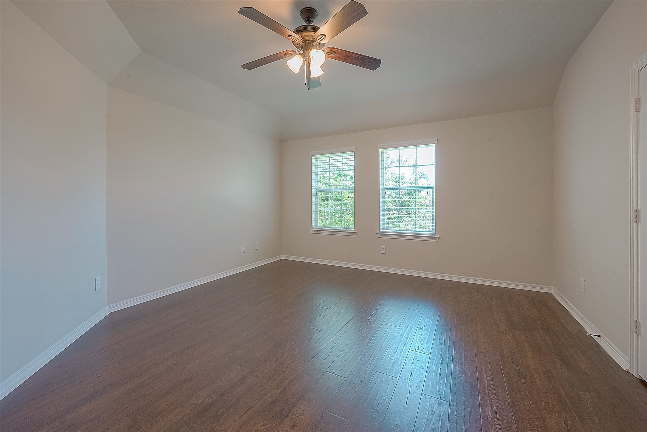 7915 Sleepy Rose Court Property Photo 40