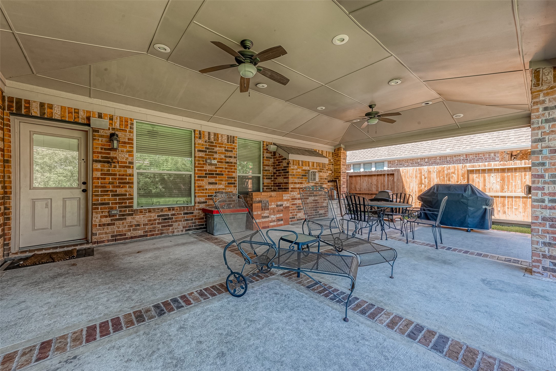 7915 Sleepy Rose Court Property Photo 46