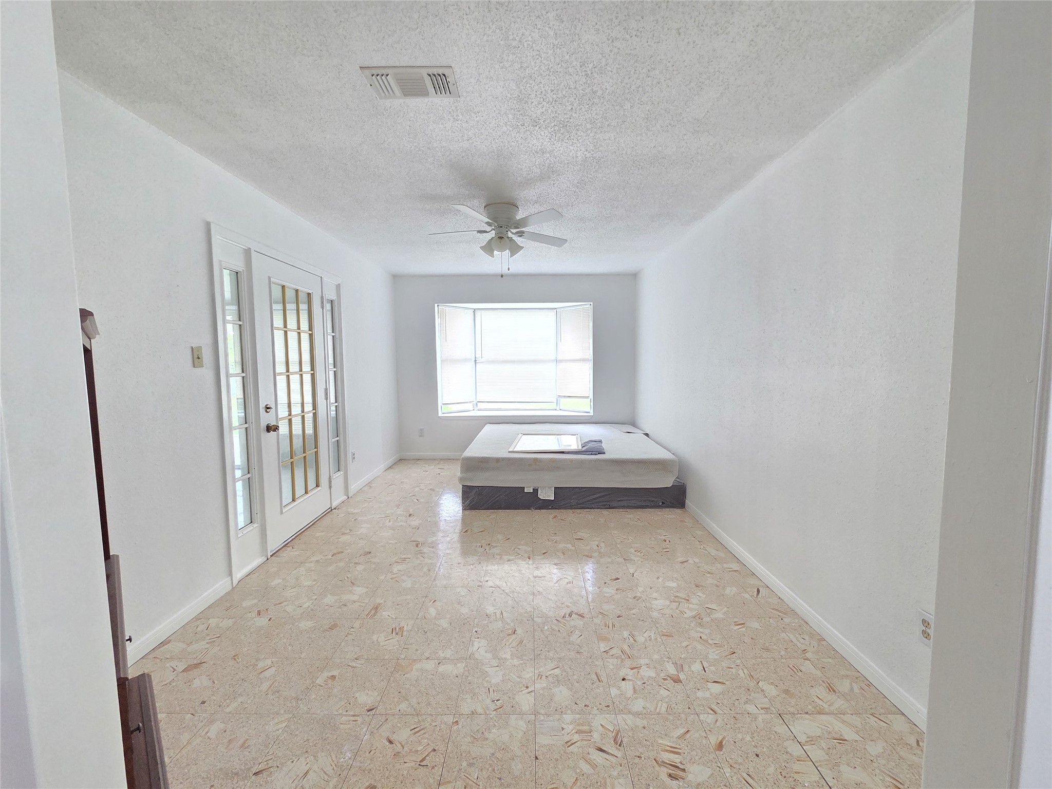 9754 Ebb Street Property Photo 14