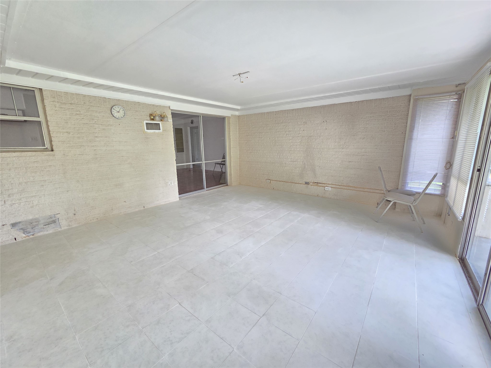 9754 Ebb Street Property Photo 15