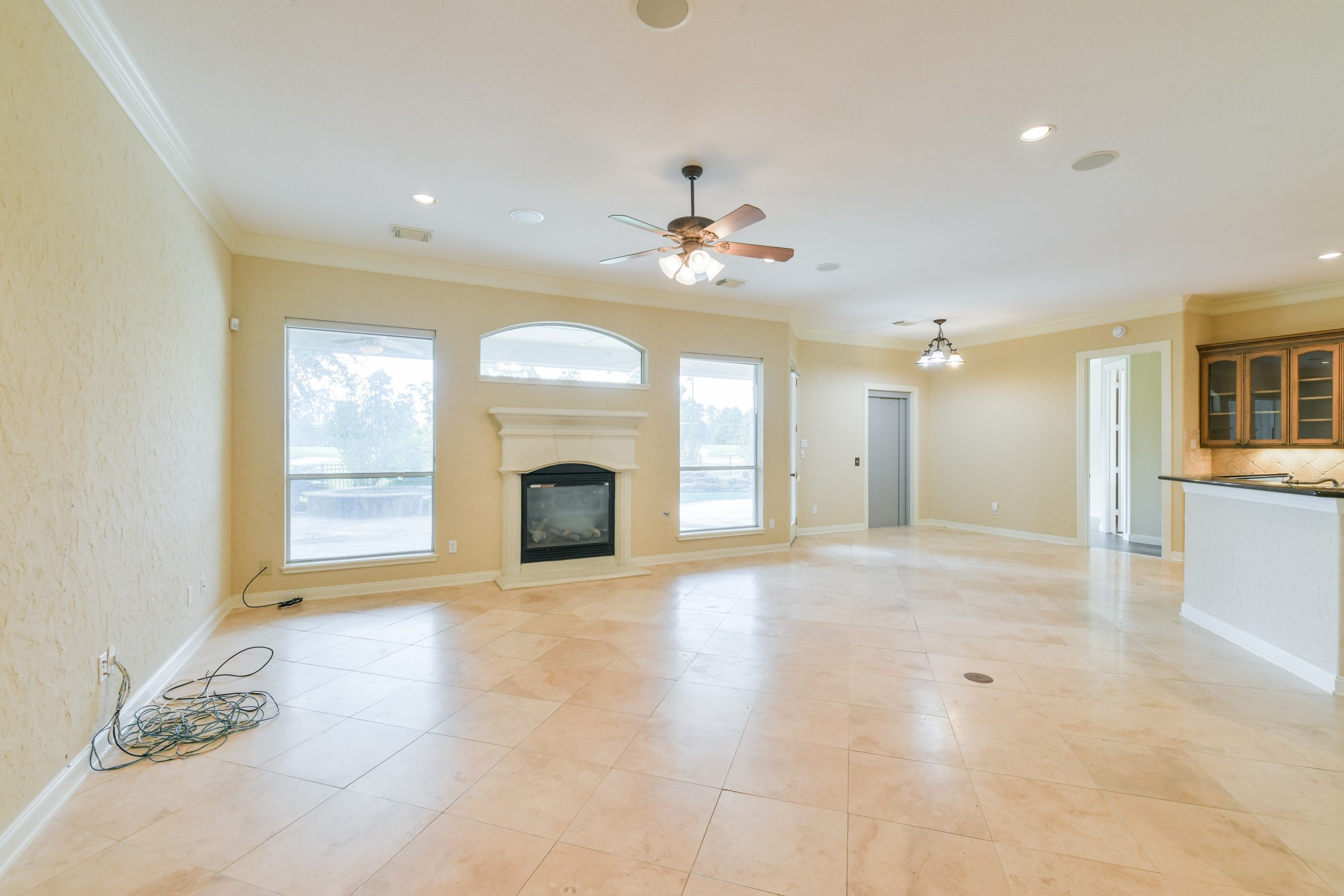 14623 Logan Falls Lane Property Photo 7