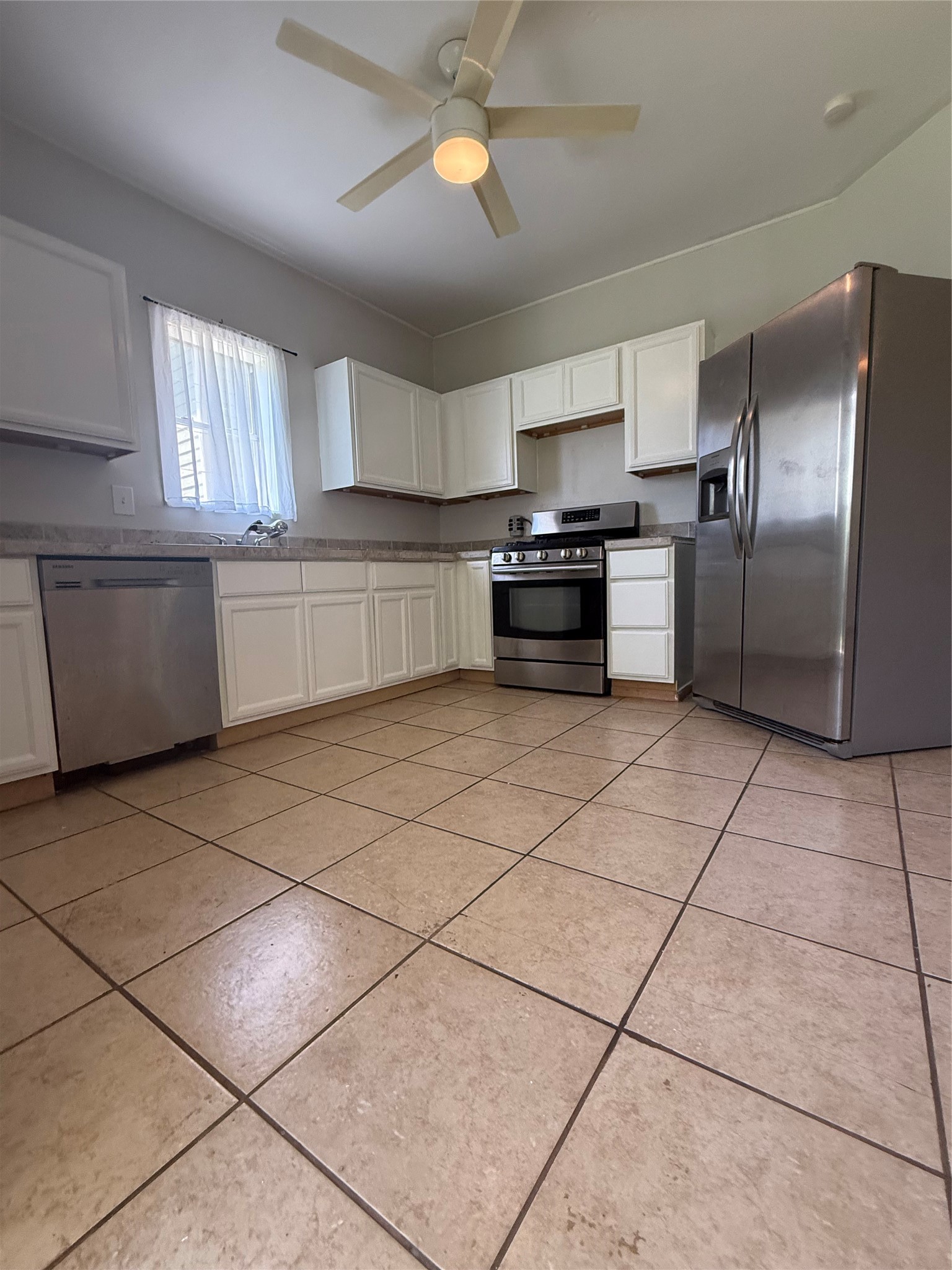 2121 Avenue K Down Property Photo 10