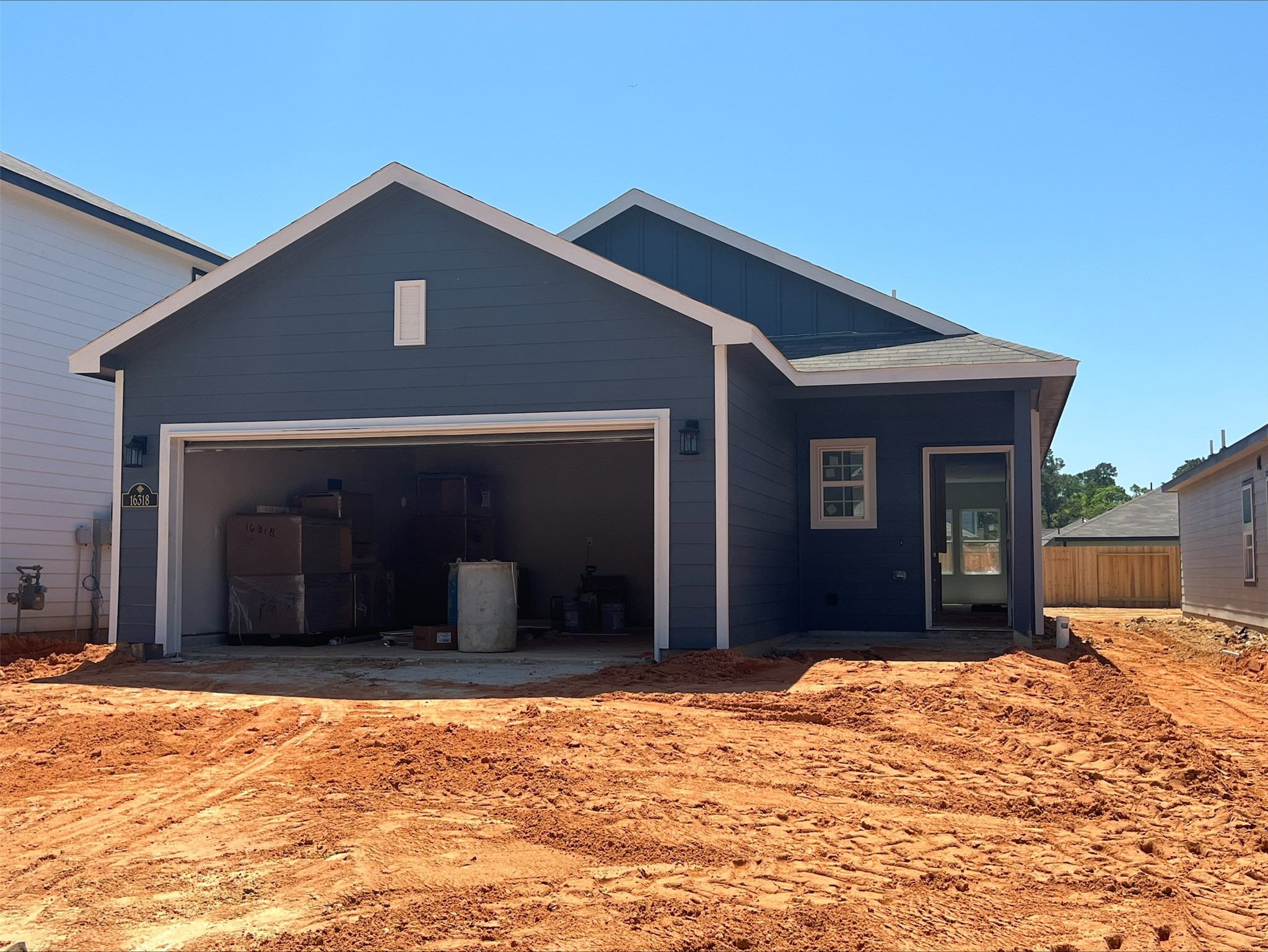 16318 Airborne Arch Lane Property Photo 8