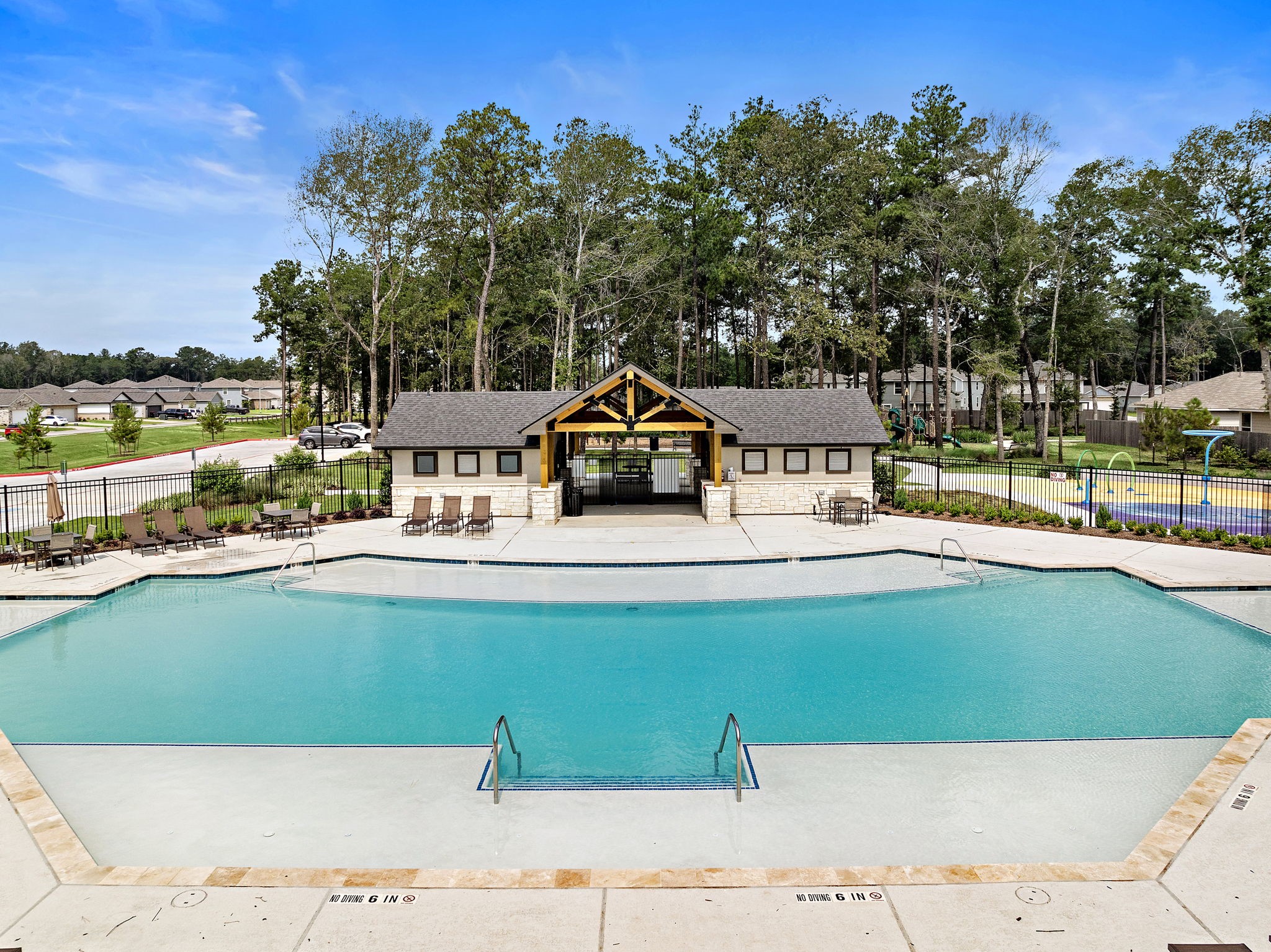 16318 Airborne Arch Lane Property Photo 10
