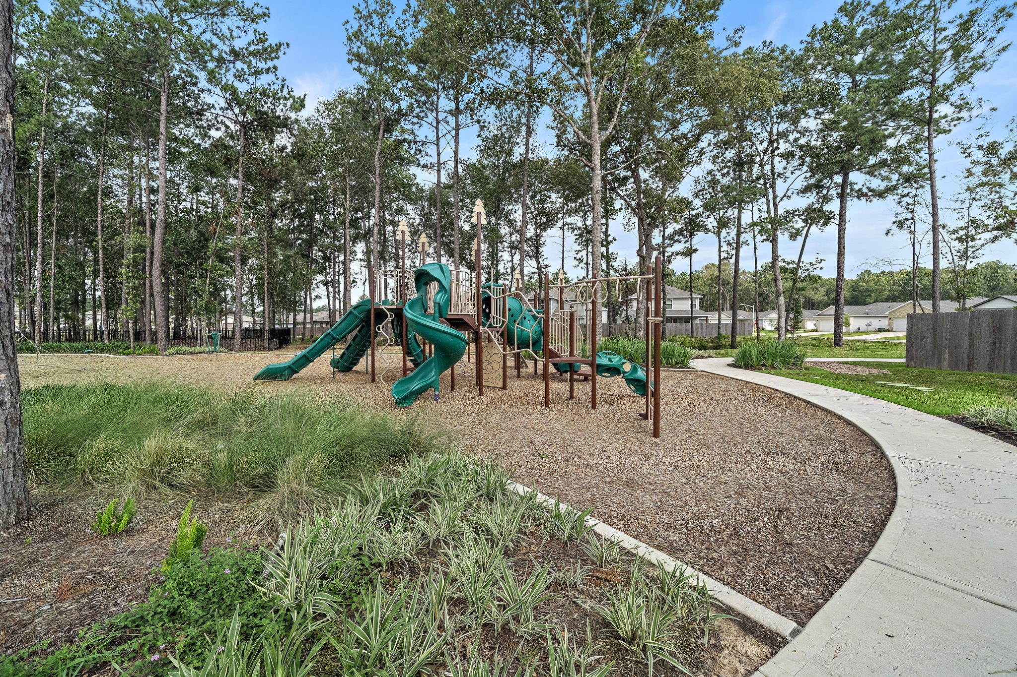 16318 Airborne Arch Lane Property Photo 12