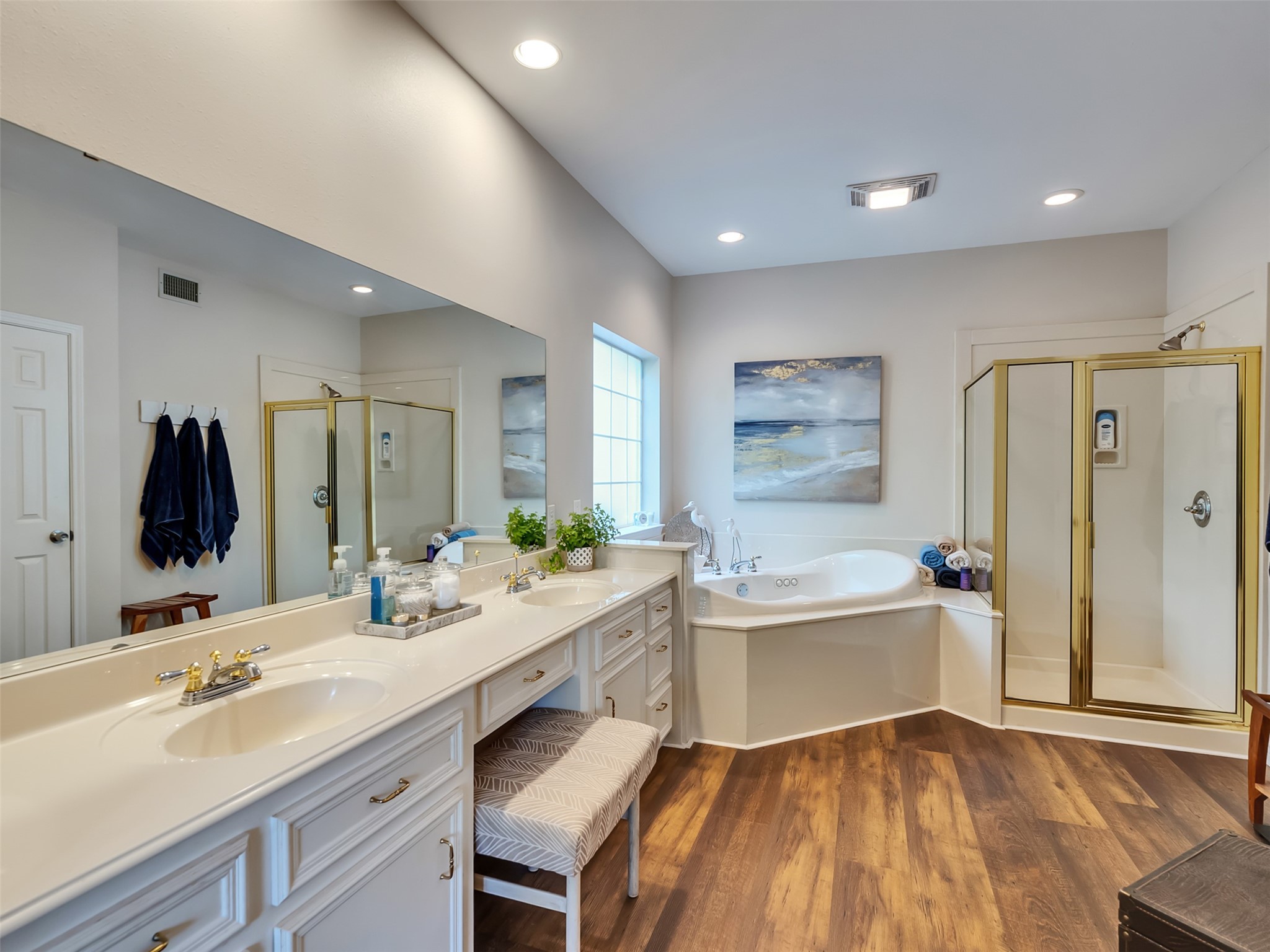 300 Coral Gables Property Photo 22
