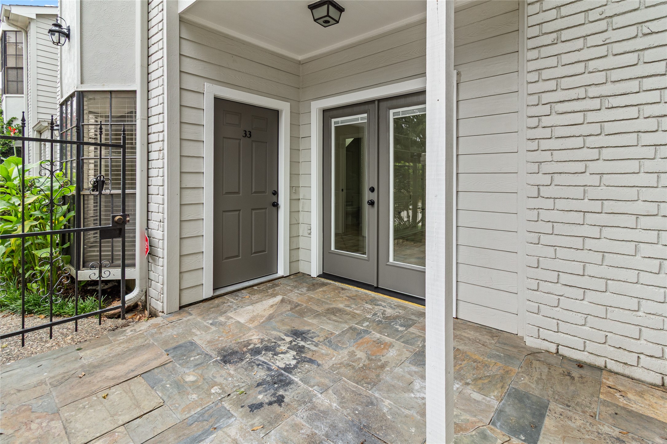 1911 Bering Drive Property Photo 1