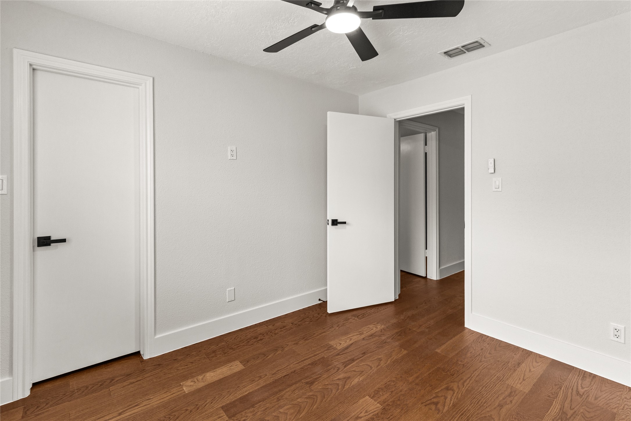 1911 Bering Drive Property Photo 4