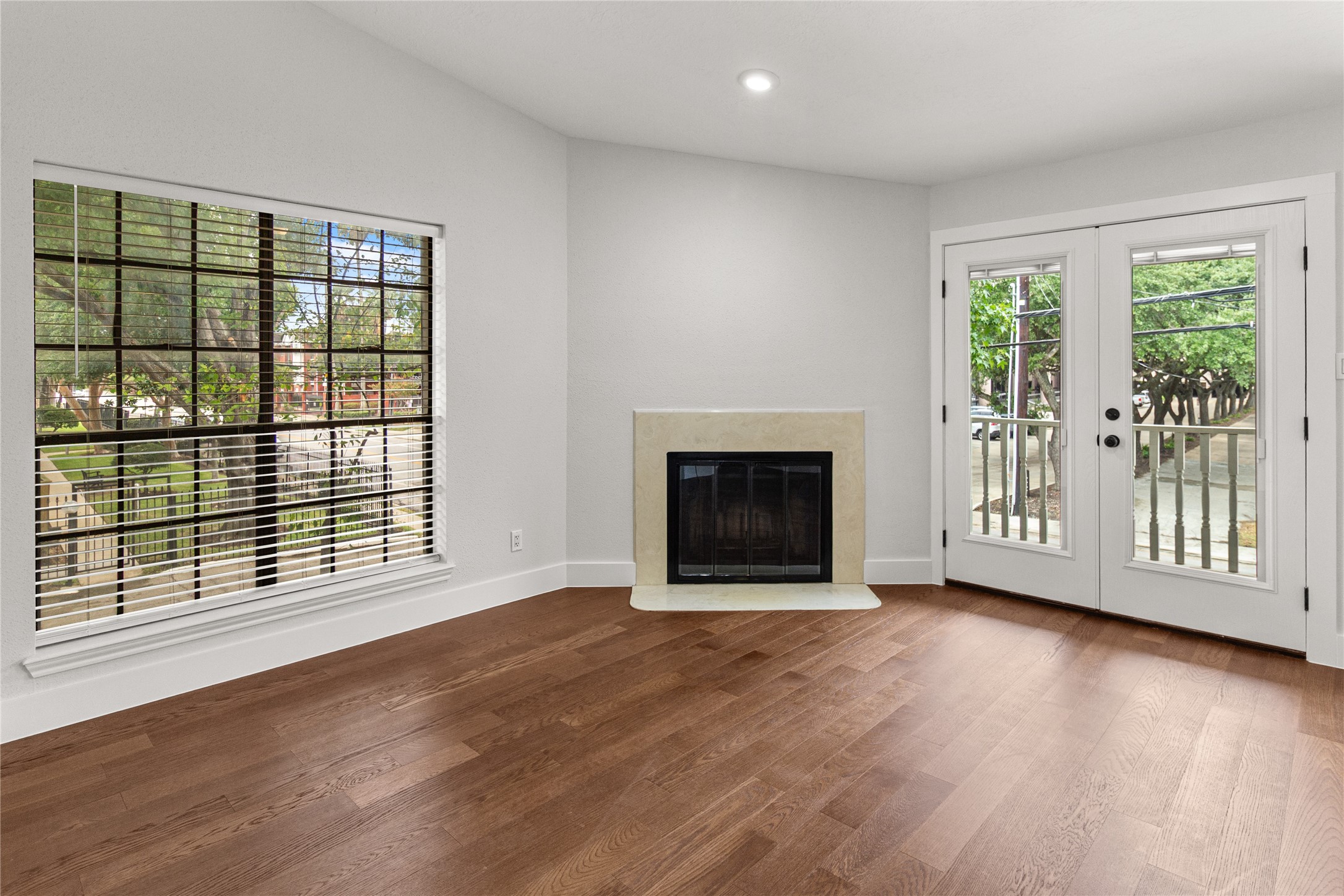 1911 Bering Drive Property Photo 15