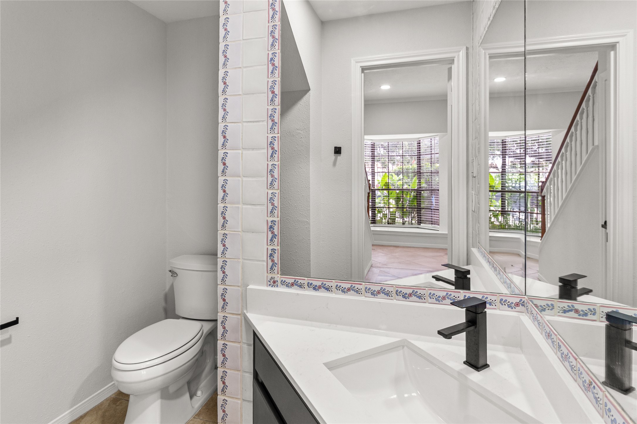 1911 Bering Drive Property Photo 16
