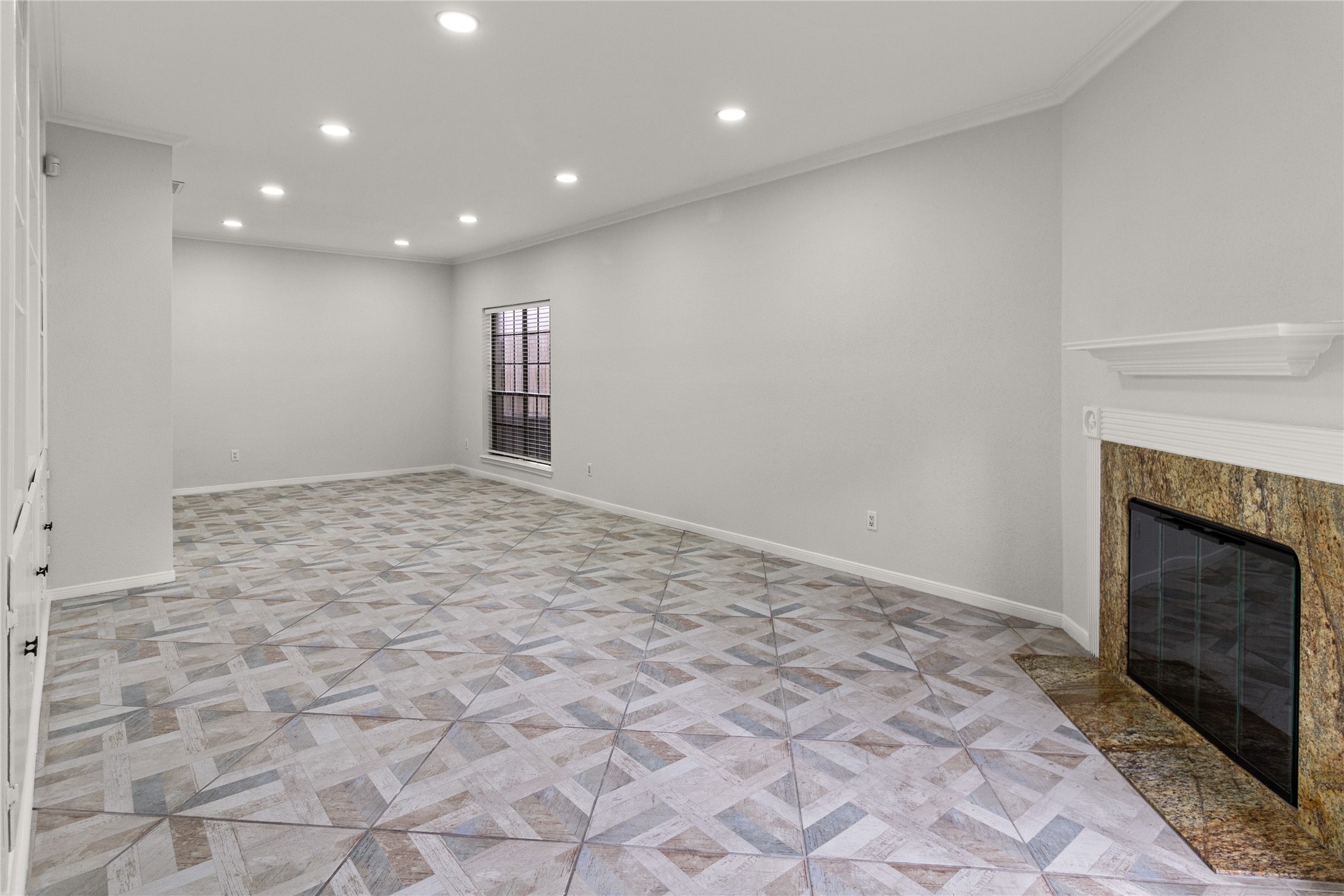 1911 Bering Drive Property Photo 19