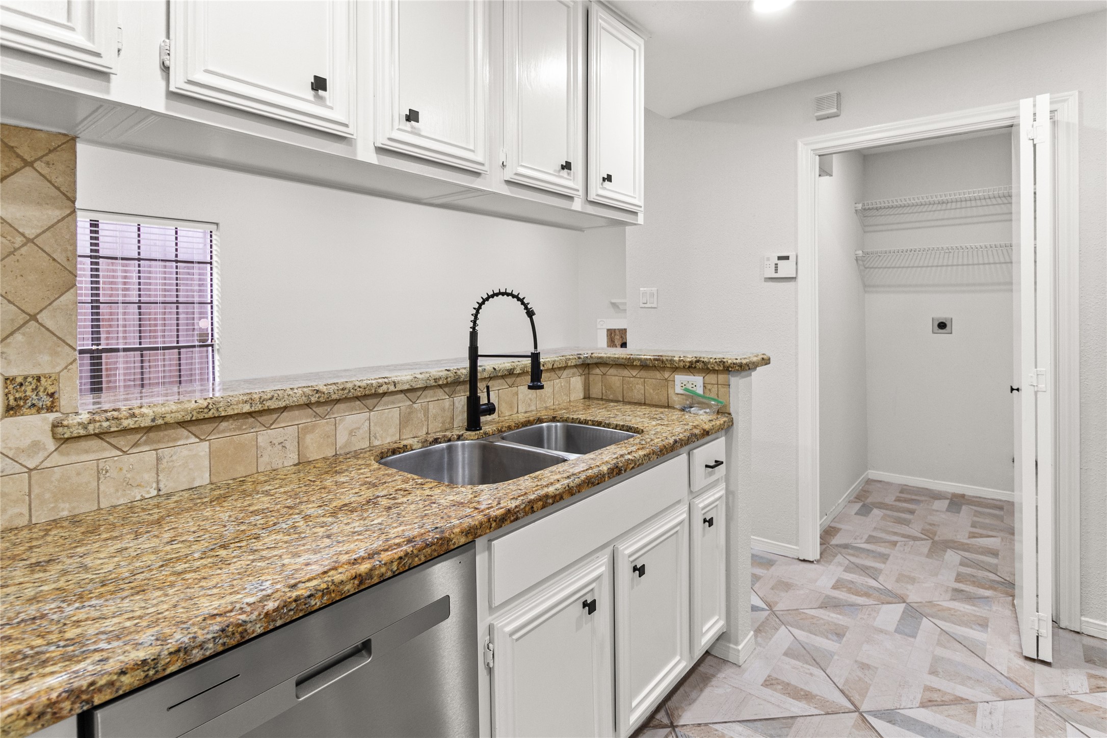 1911 Bering Drive Property Photo 22