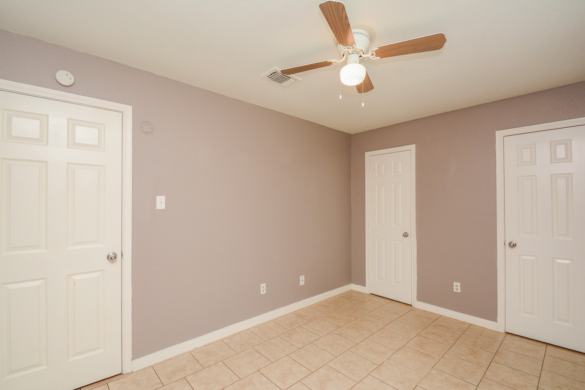 8607 Crystal Cove Circle Property Photo 16