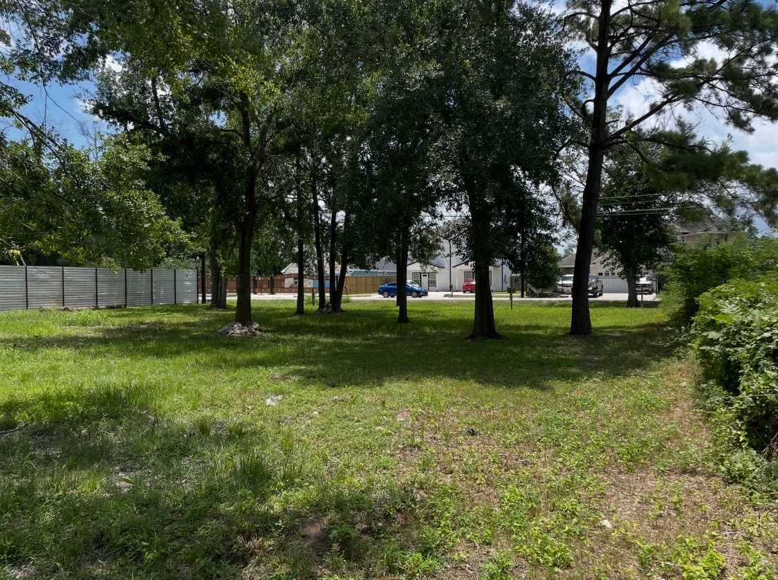 5125 Mayle Street Property Photo 1