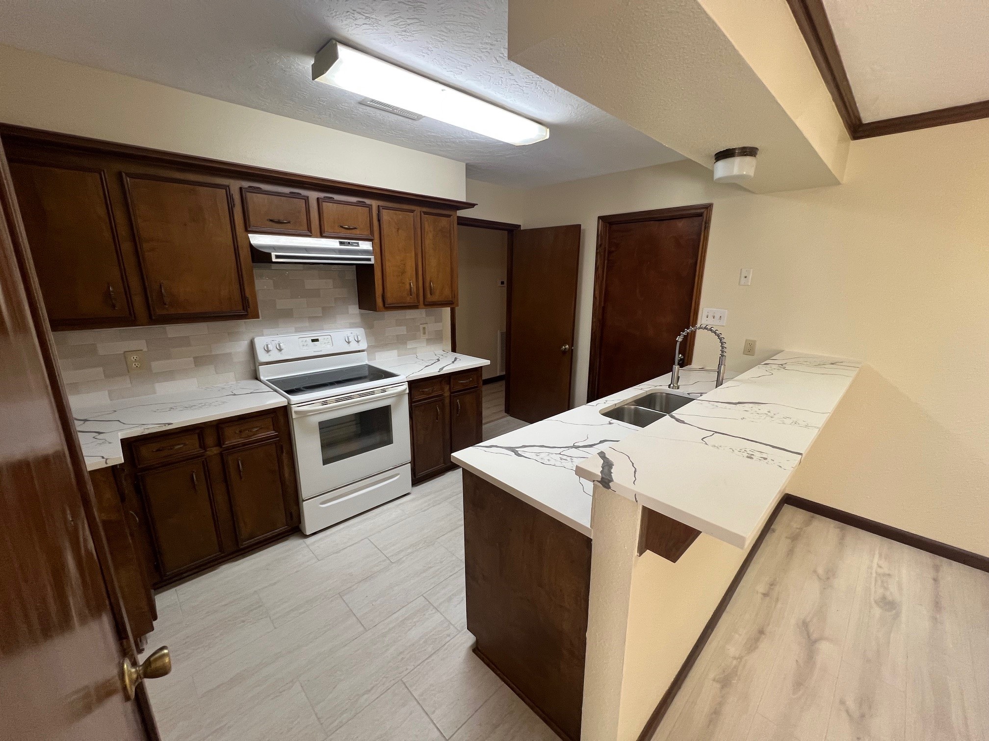 102 Briar Ridge Drive Property Photo 11