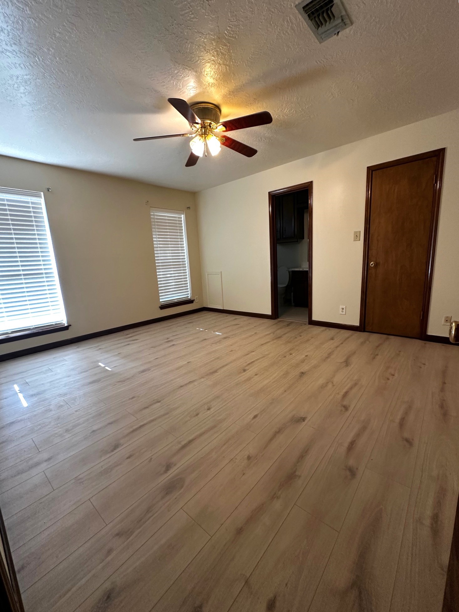 102 Briar Ridge Drive Property Photo 17