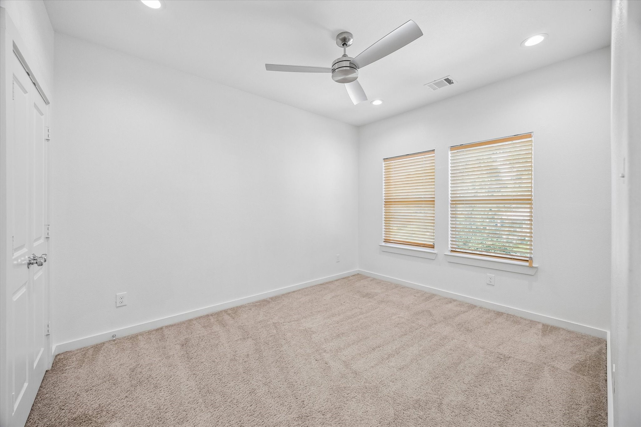 5710 Elysian Street Property Photo 13