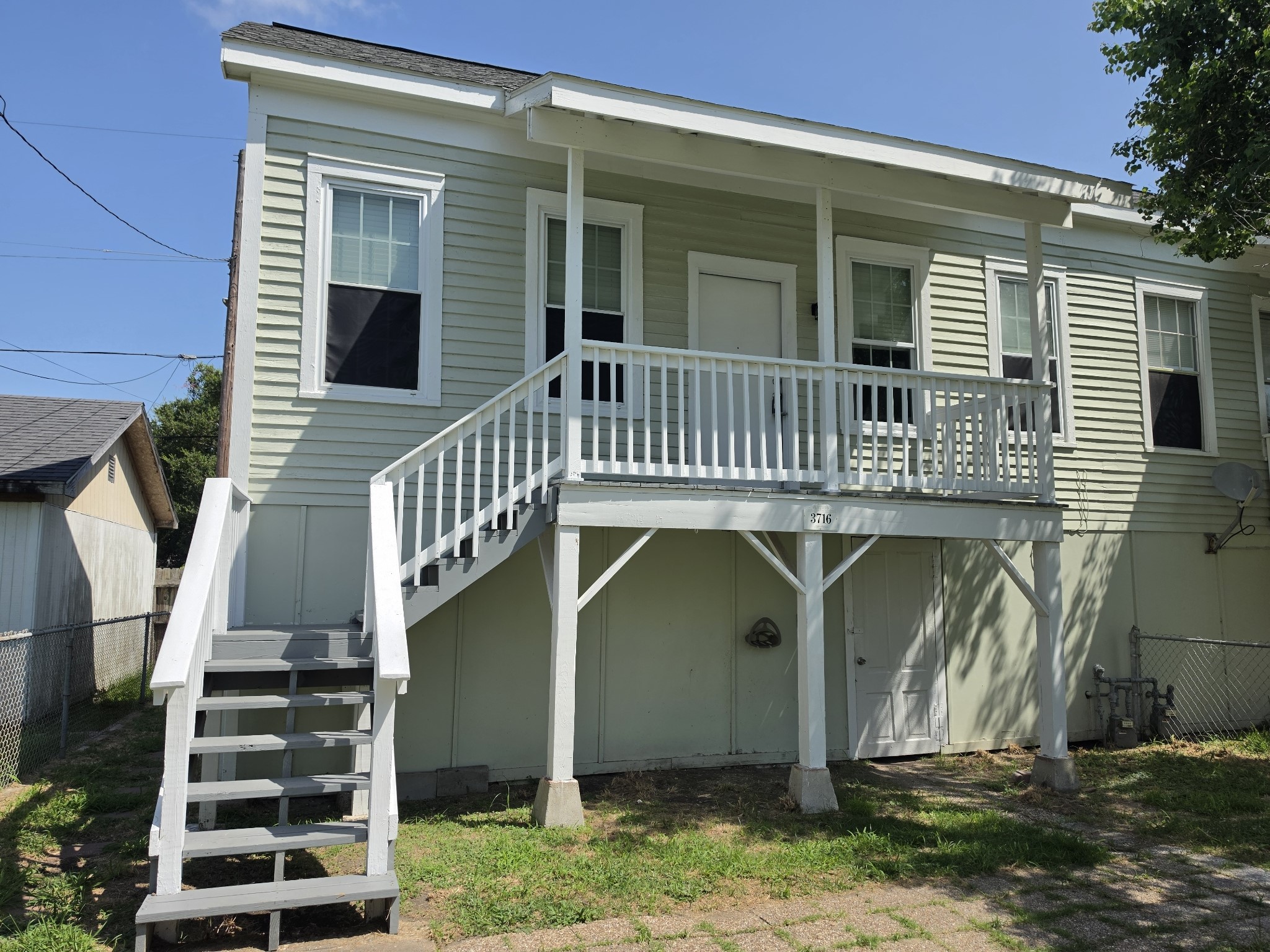 3712 Avenue O Property Photo