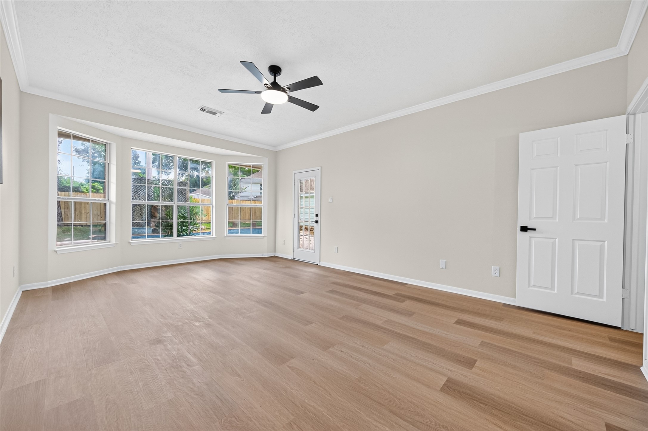 12514 Leytonstone Street Property Photo 26