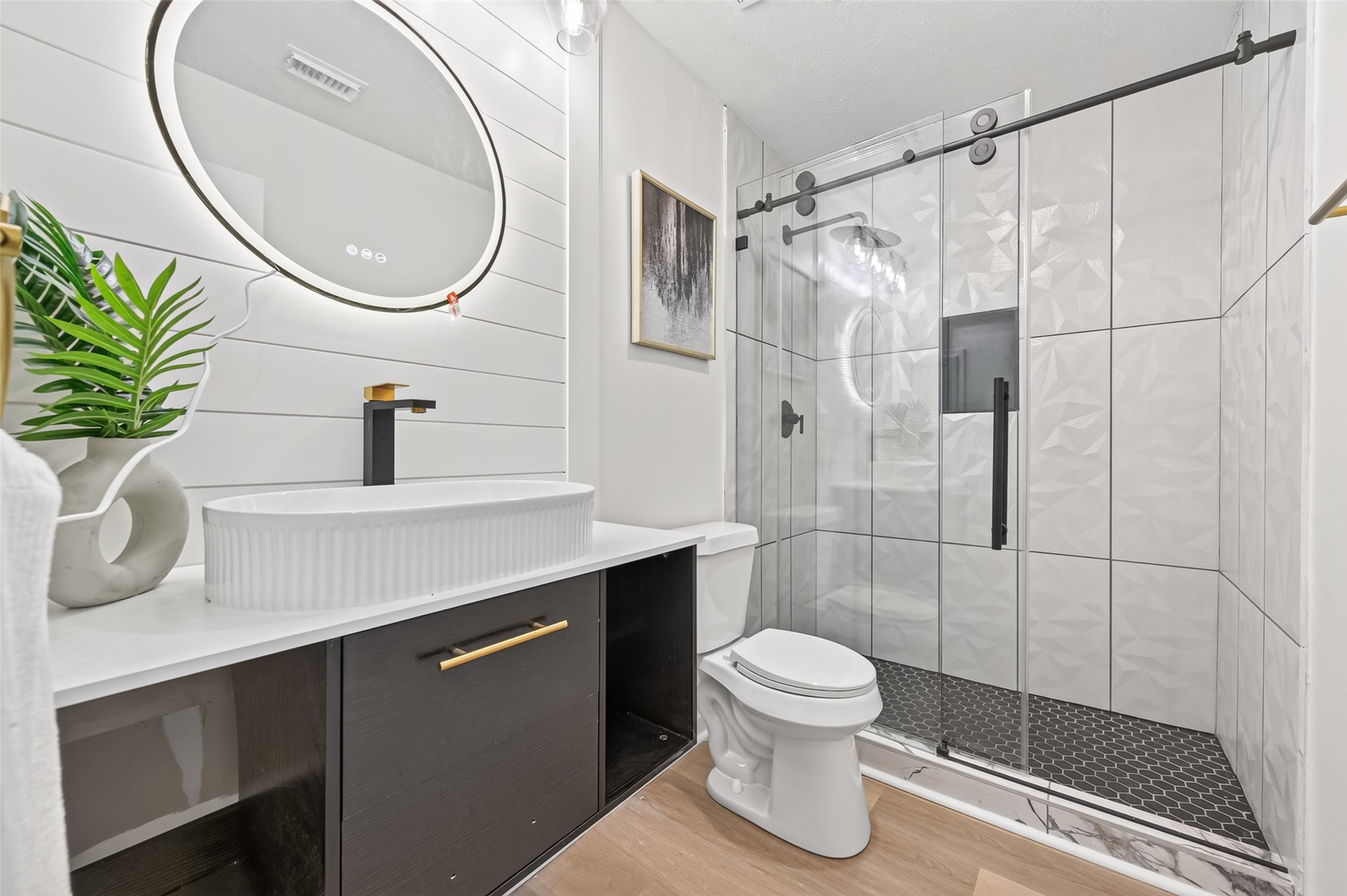 12514 Leytonstone Street Property Photo 46