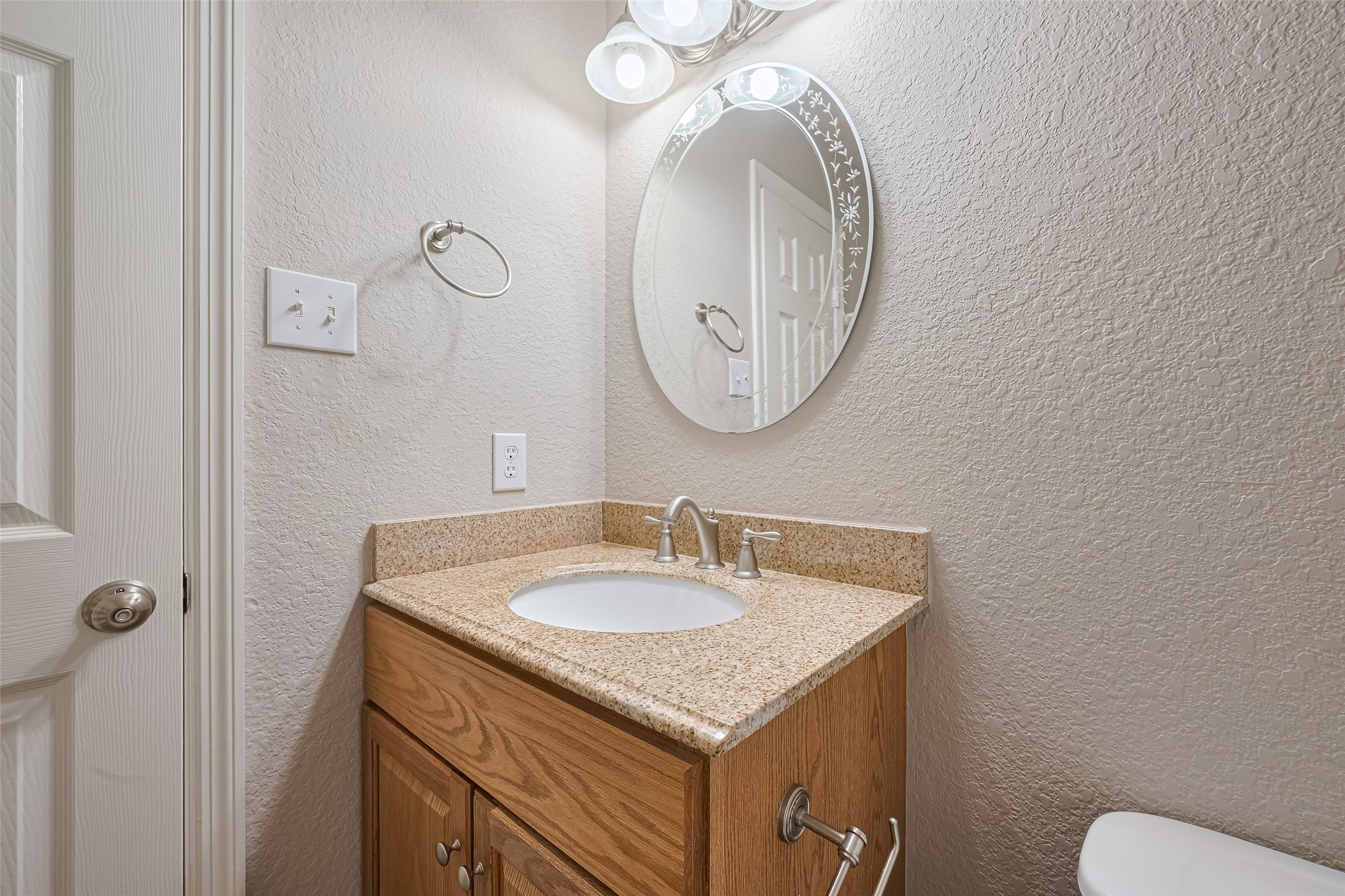 17323 Thicket Hollow Lane Property Photo 29