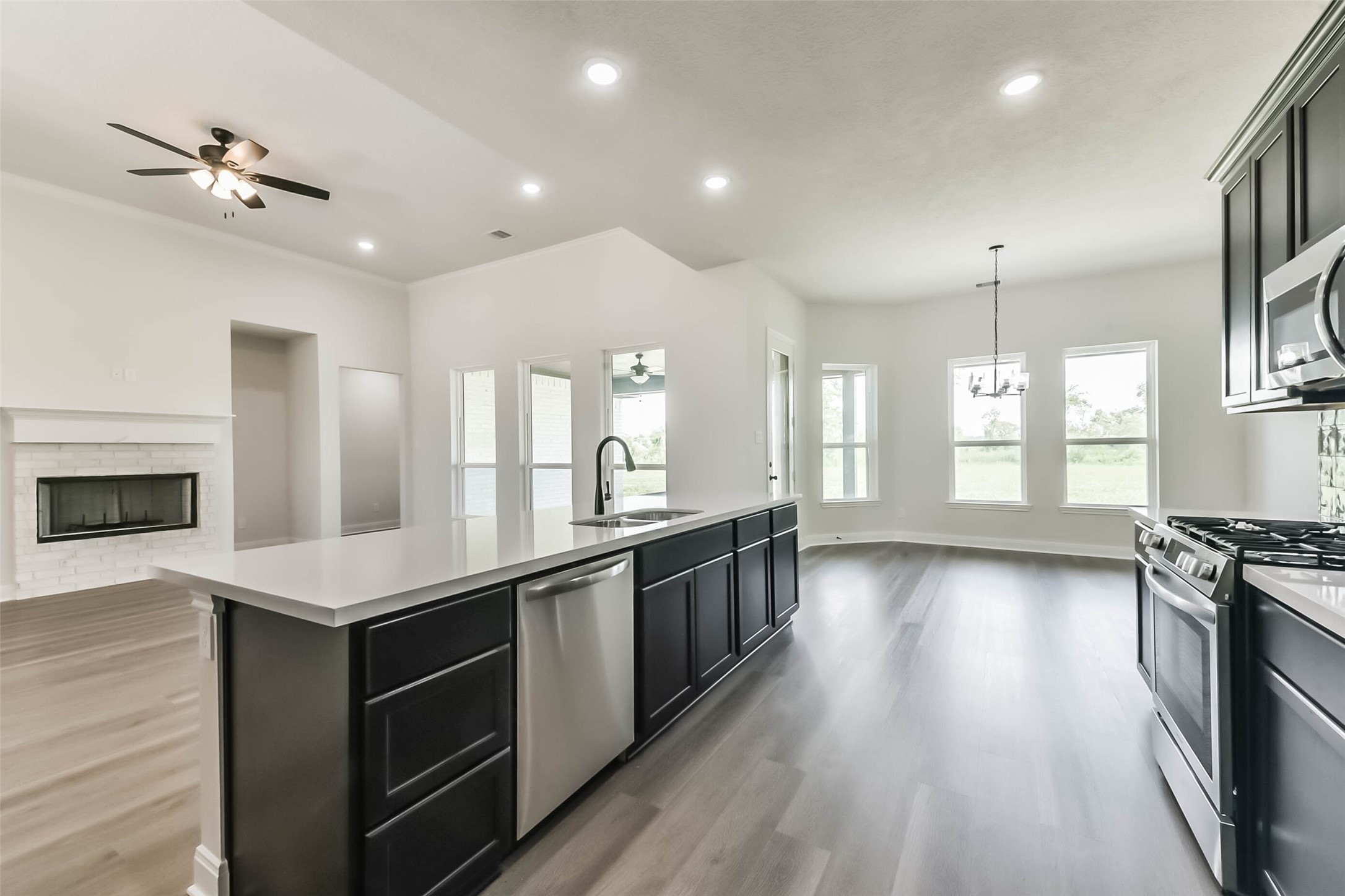 6618 Freret Bayou Property Photo 4