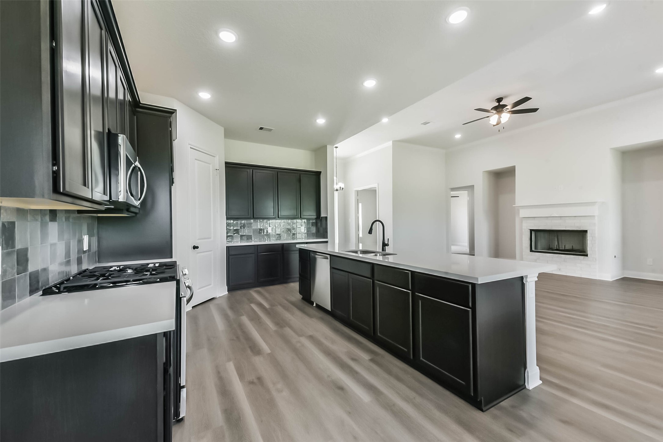 6618 Freret Bayou Property Photo 6