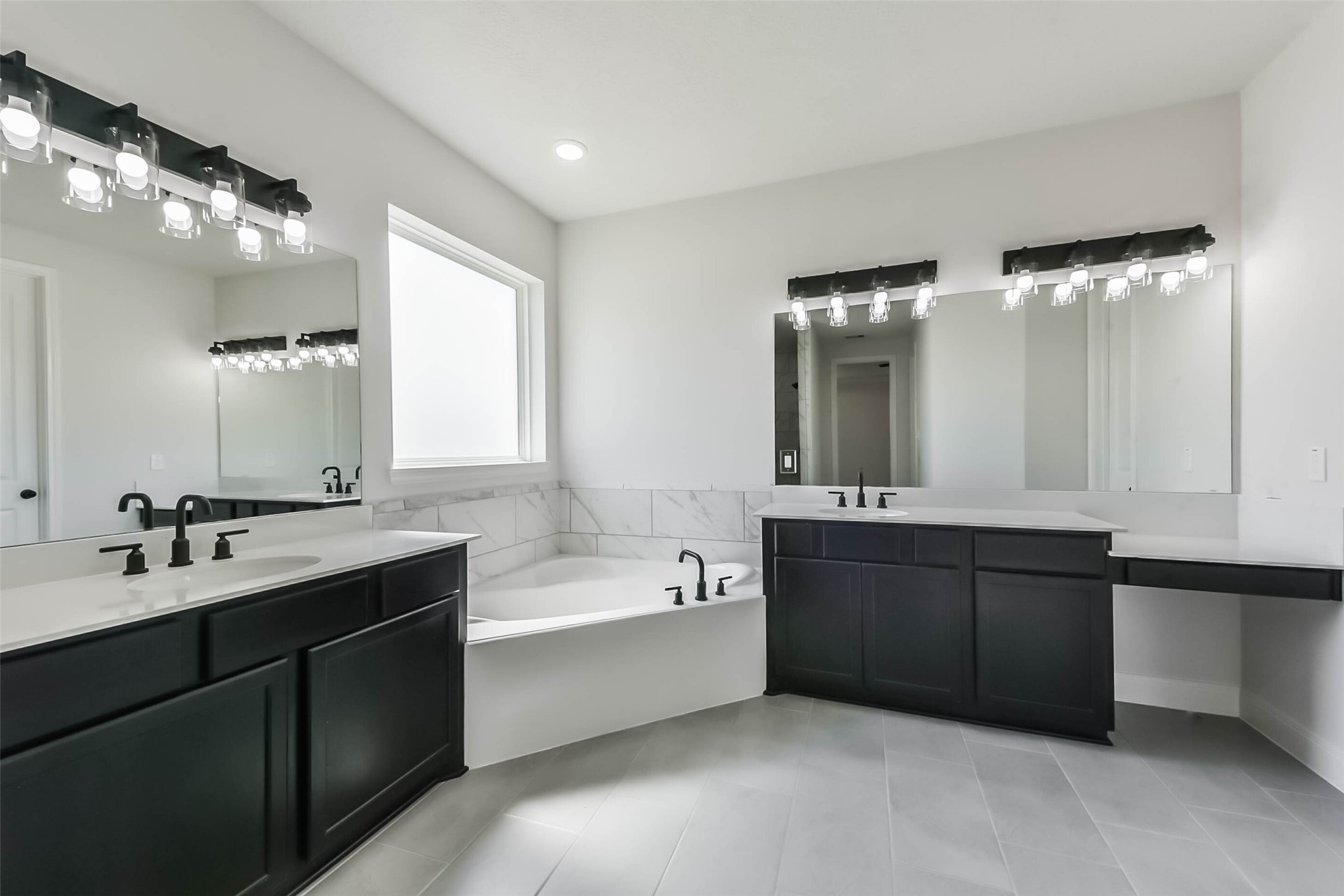 6618 Freret Bayou Property Photo 22