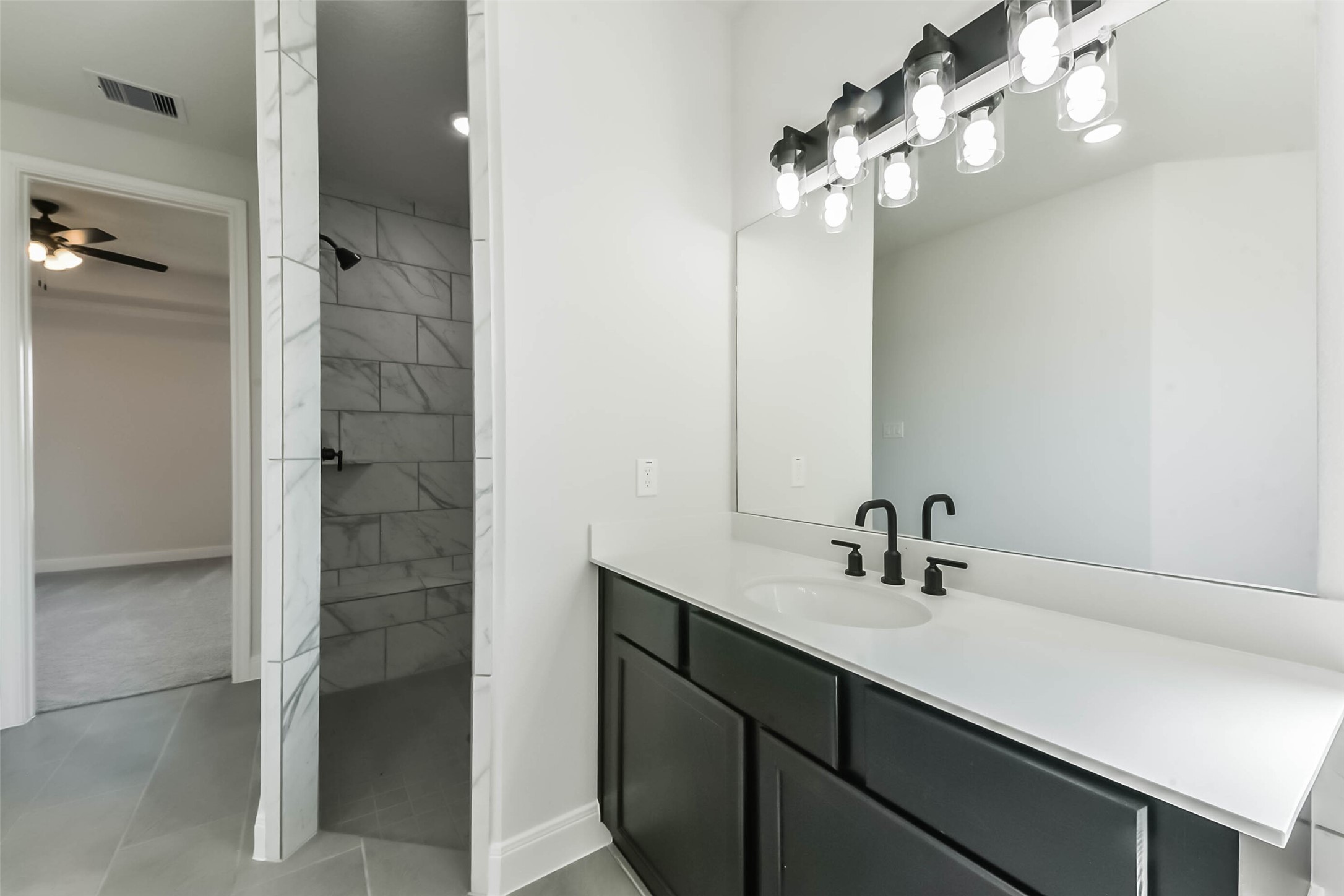 6618 Freret Bayou Property Photo 23
