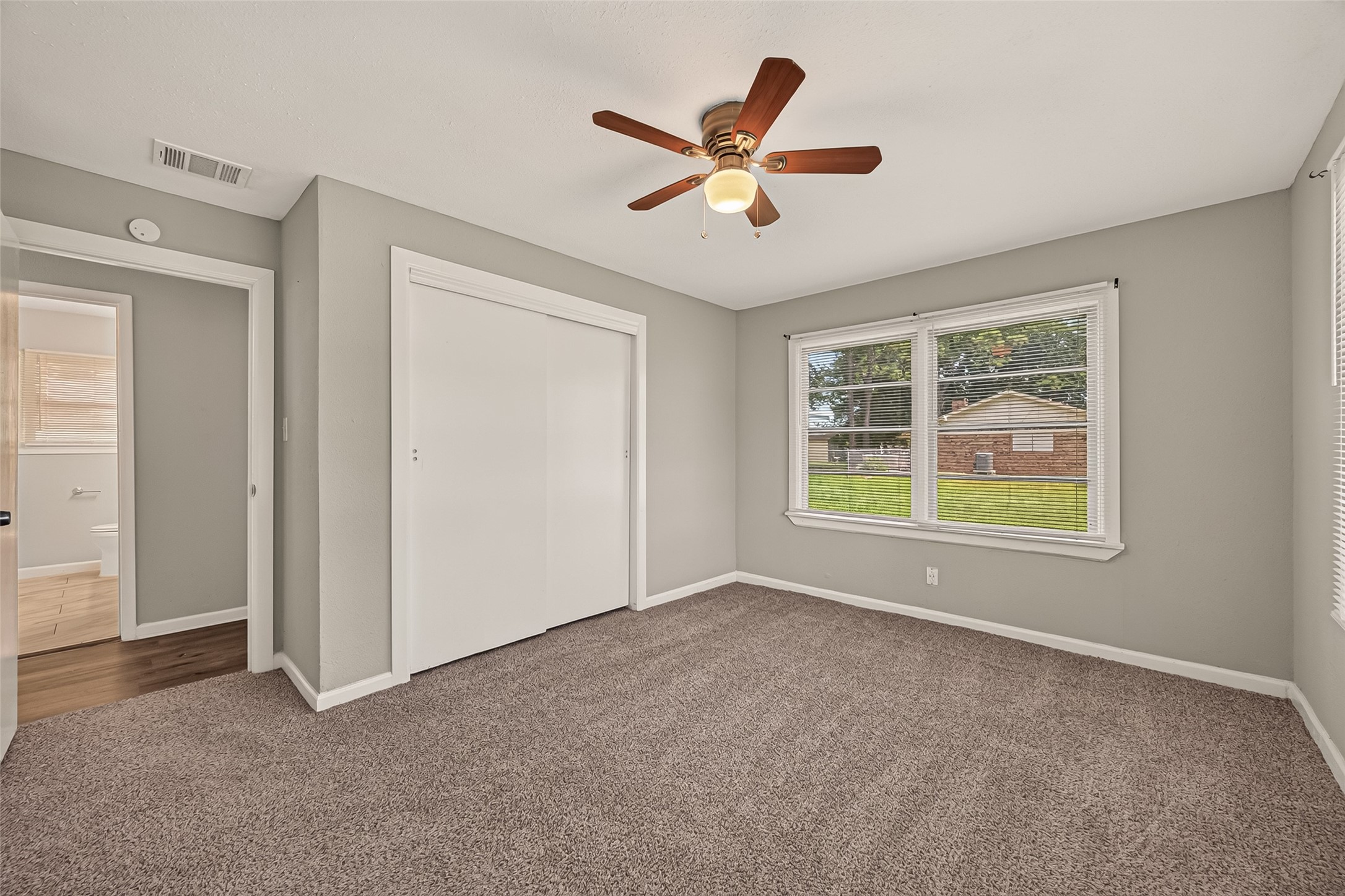 2422 Florence Street Property Photo 17