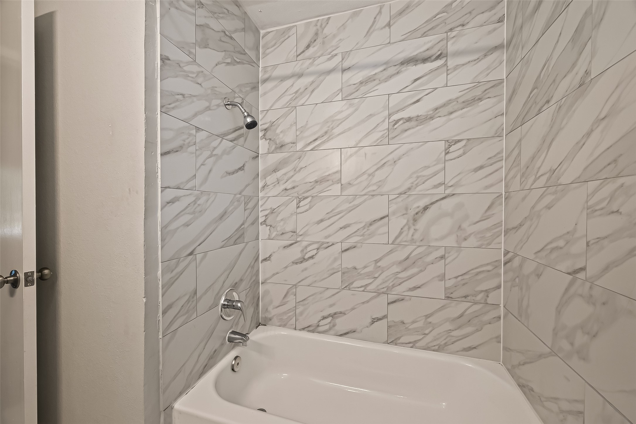 2422 Florence Street Property Photo 24