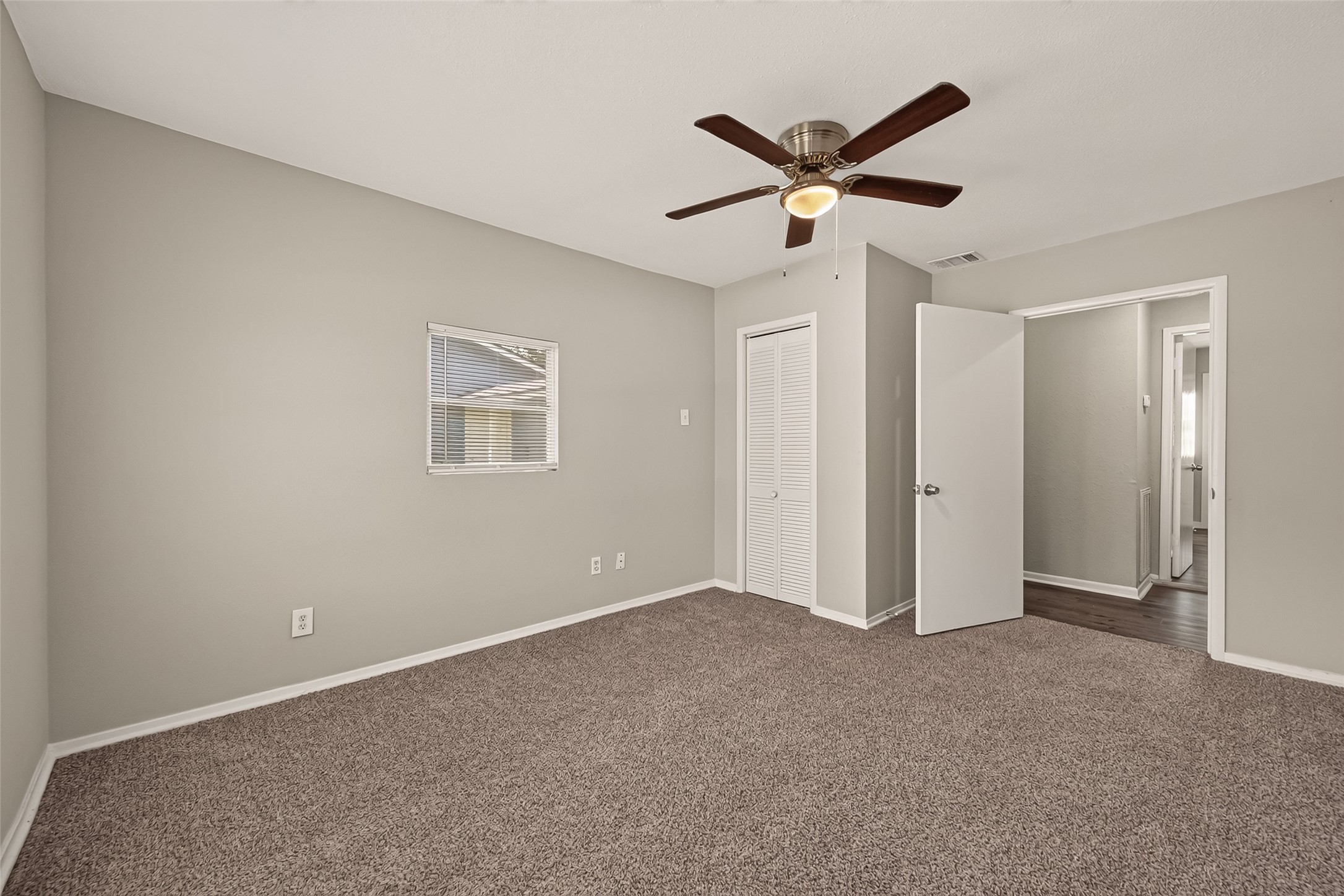 2422 Florence Street Property Photo 26