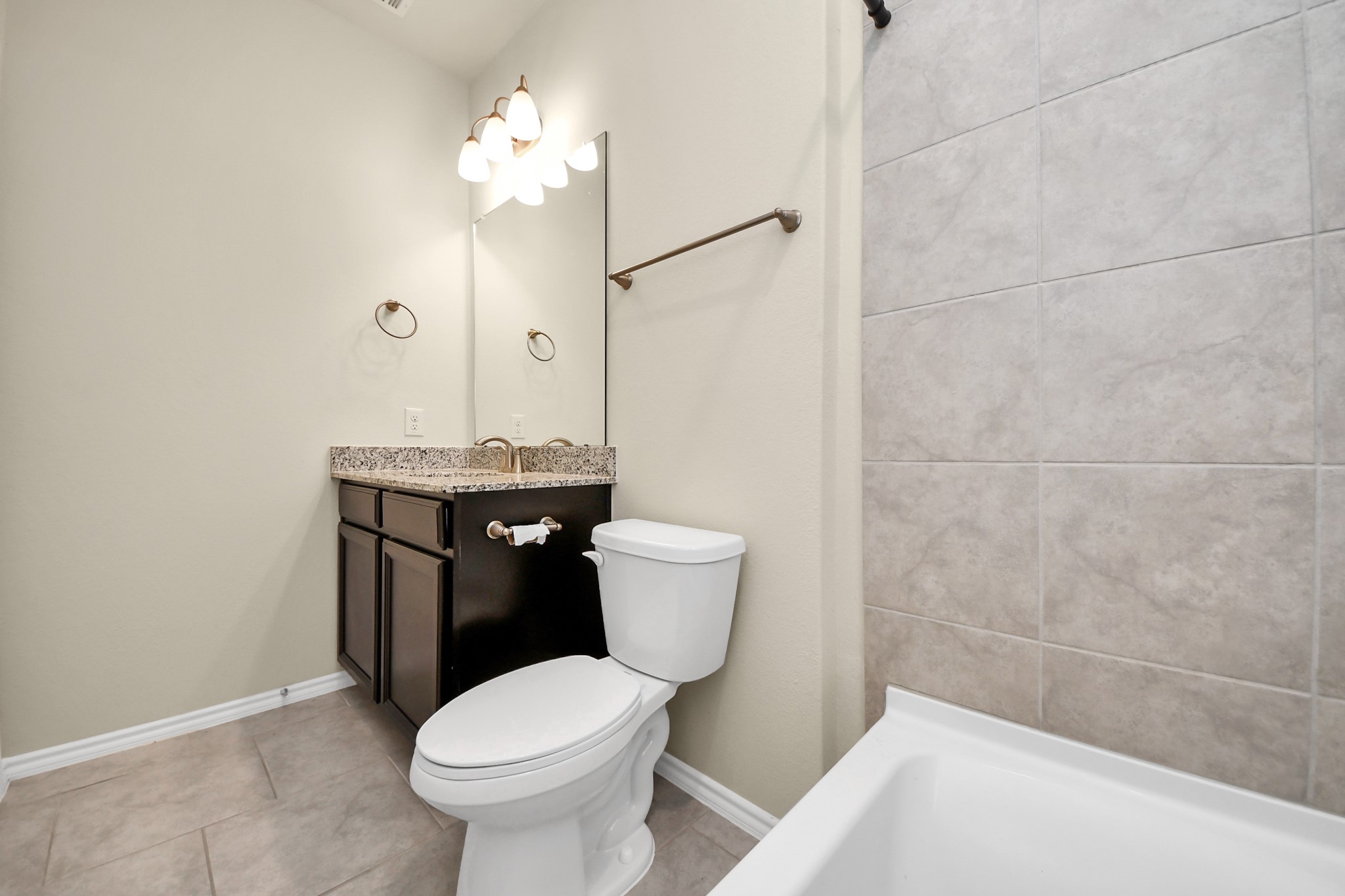 3111 Dakota Falls Dr Property Photo 26