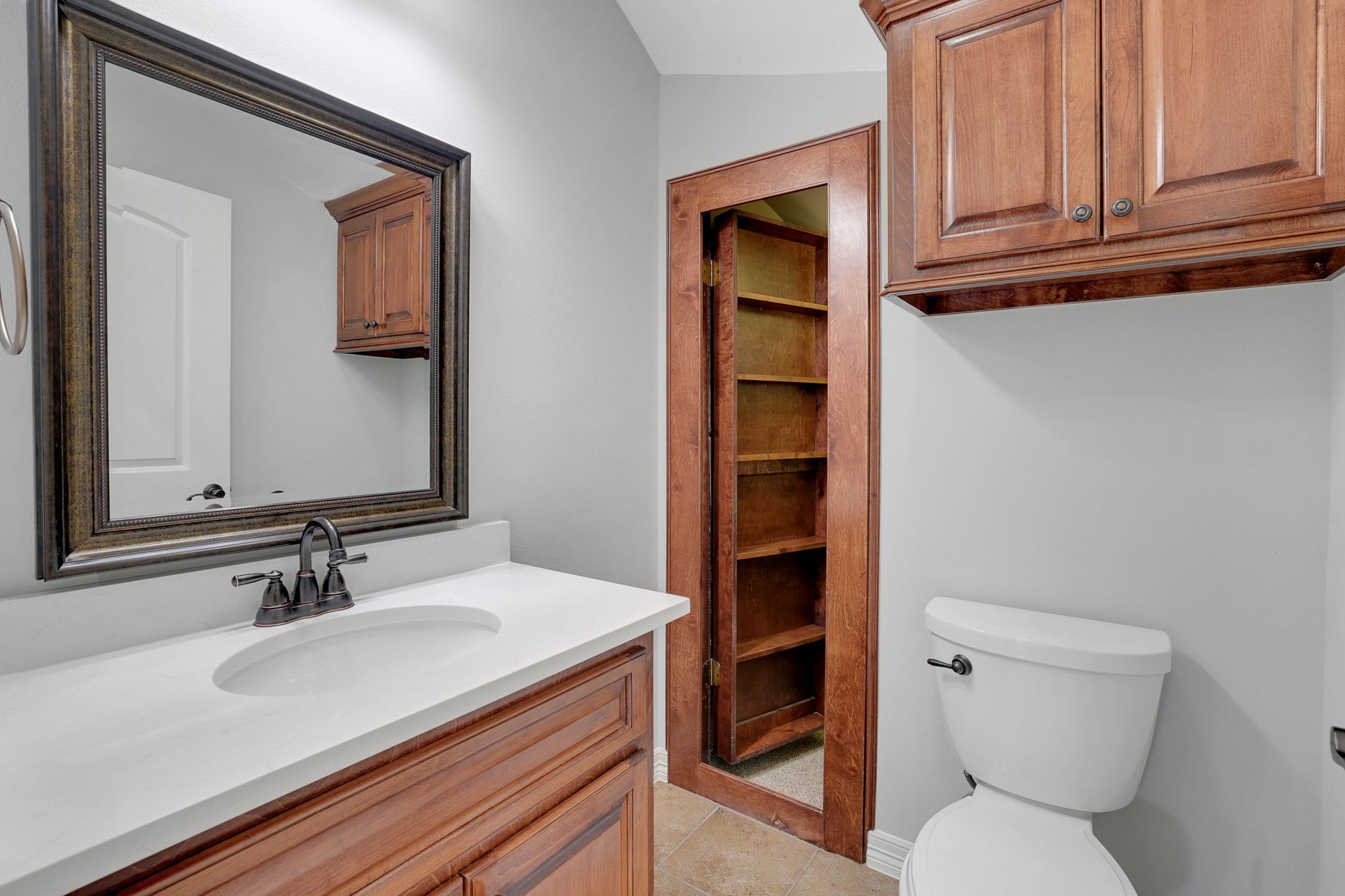 270 Lake Grove Drive Property Photo 14