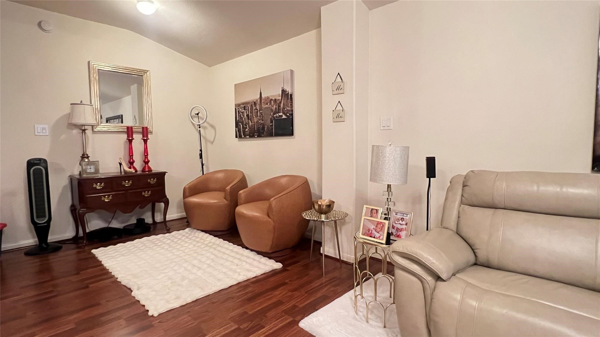21503 Falvel Sunrise Court Property Photo 12