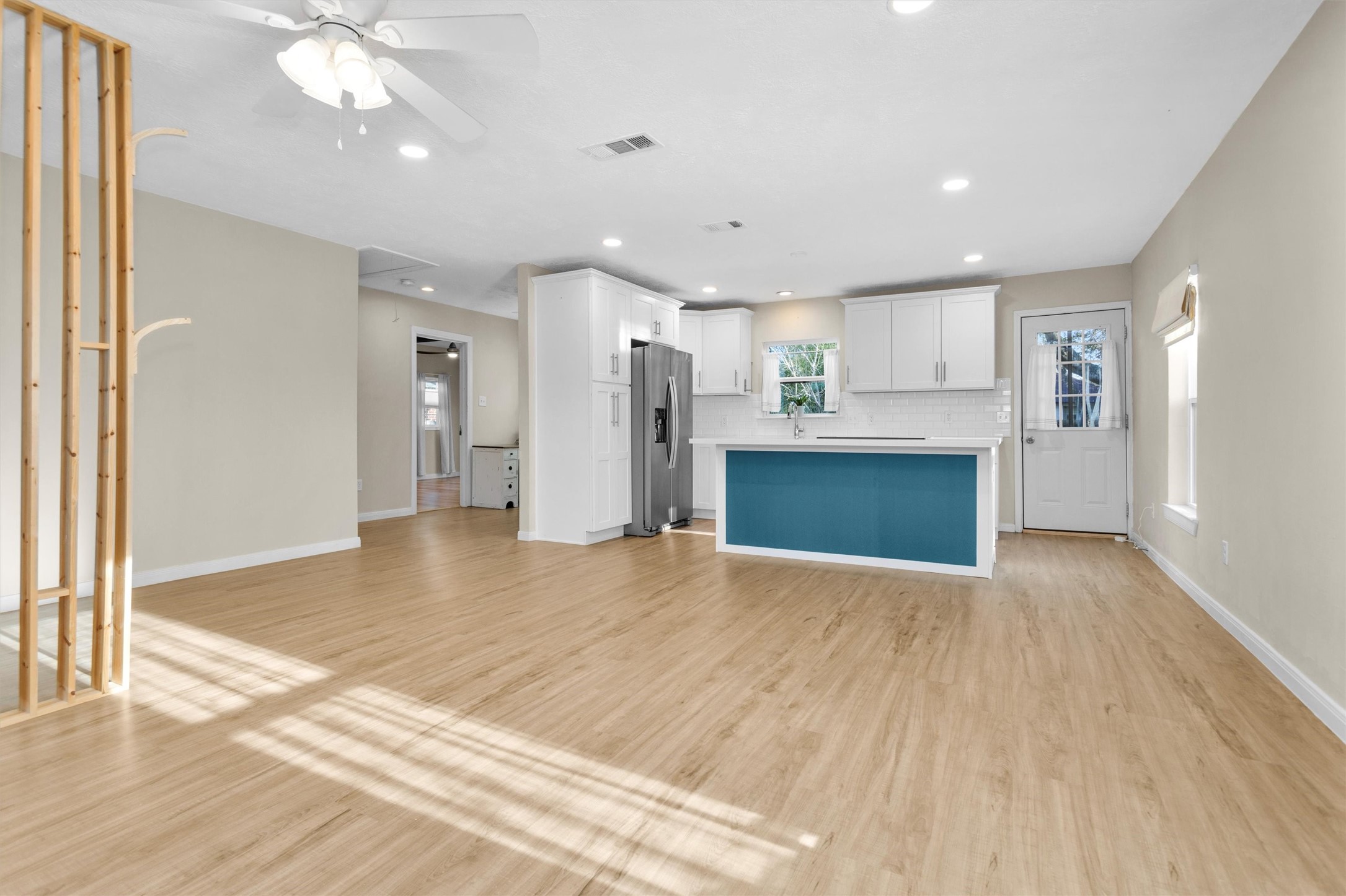 221 Carrell Street Property Photo 13